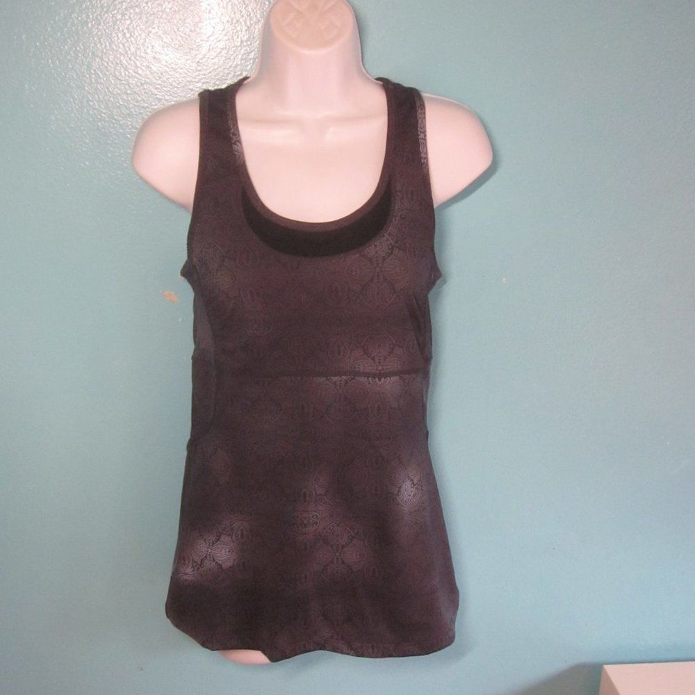 Athleta Athleta Sport Tank With Shelf Bra Size S Gray Paisley Size S / US 4 / IT 40 - 1 Thumbnail