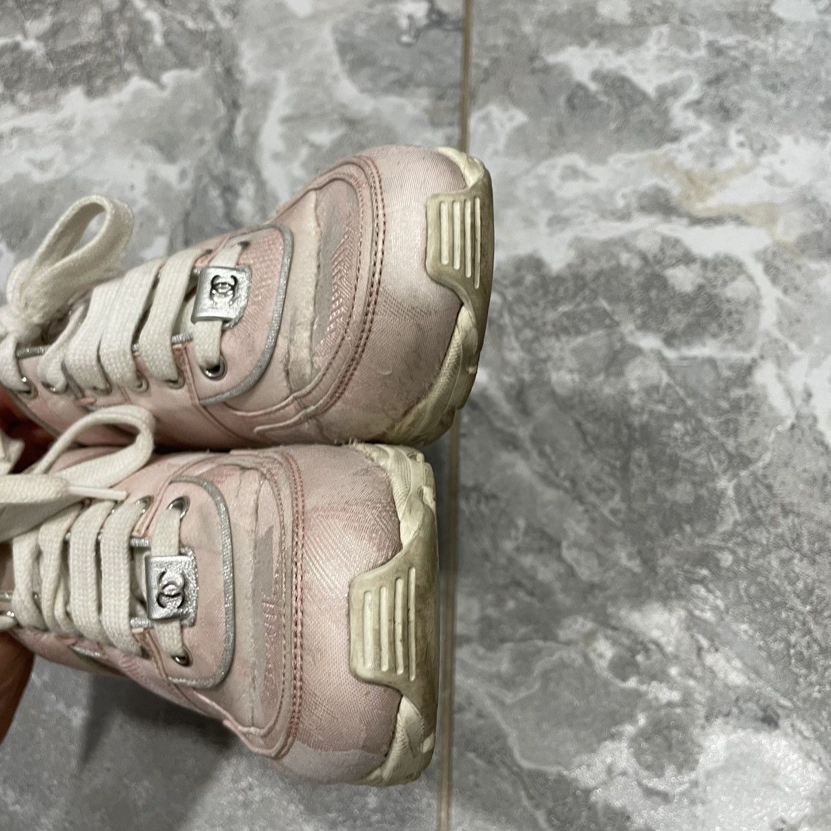 Chanel 37.5 Chanel Interlocking CC Trainer pink shoes sneakers glit Size US 7.5 / IT 37.5 - 7 Thumbnail