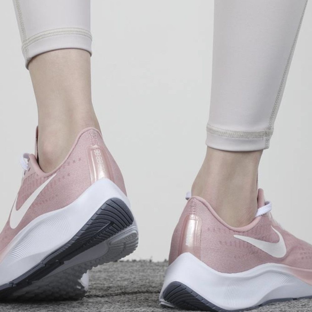 Nike NIKE air zoom pegasus 37 pink shoes size 11 Size US 11 / IT 41 - 3 Thumbnail