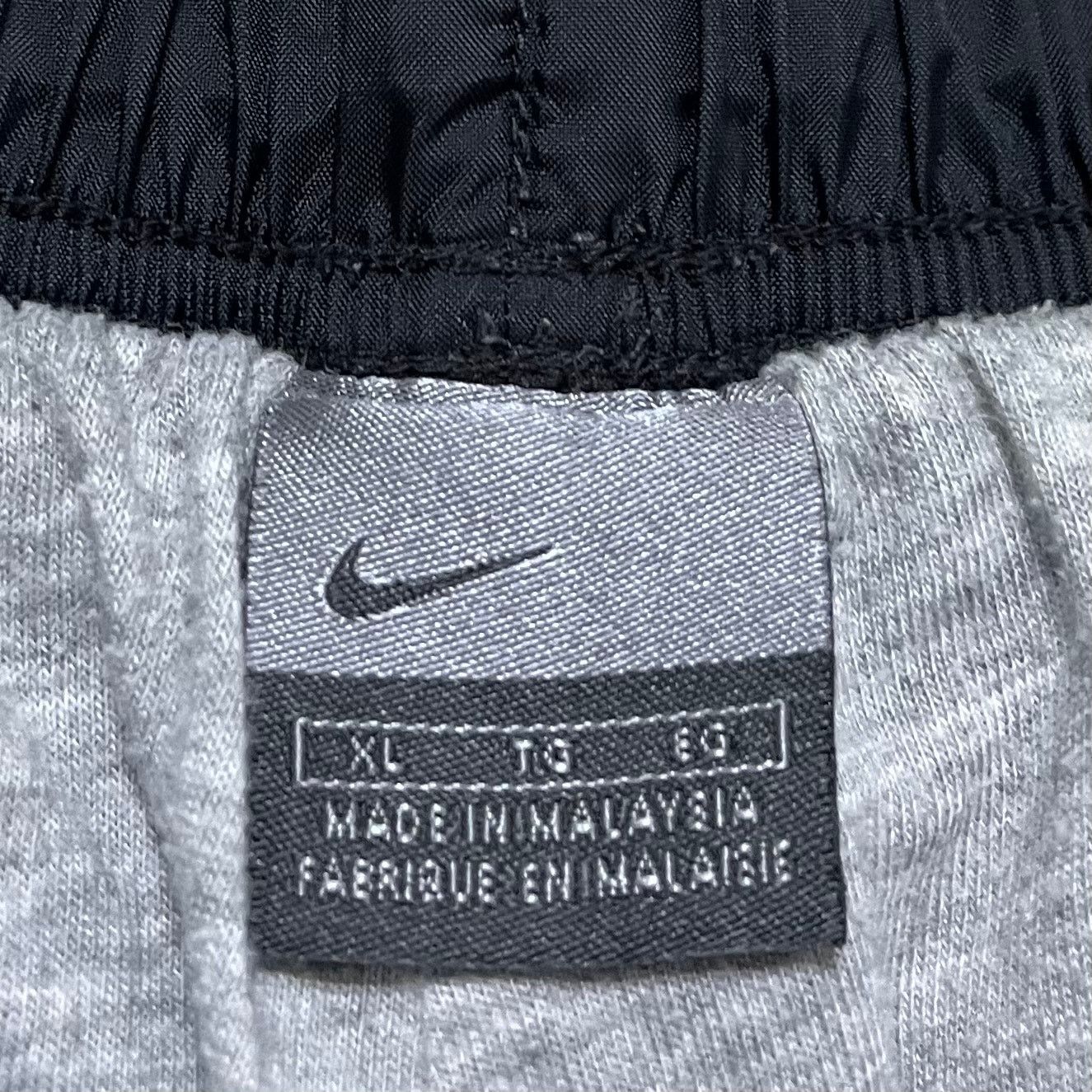 Nike Nike Y2K Baggy Lined White Striped Black Trackpants XL Size US 30 / EU 46 - 4 Thumbnail