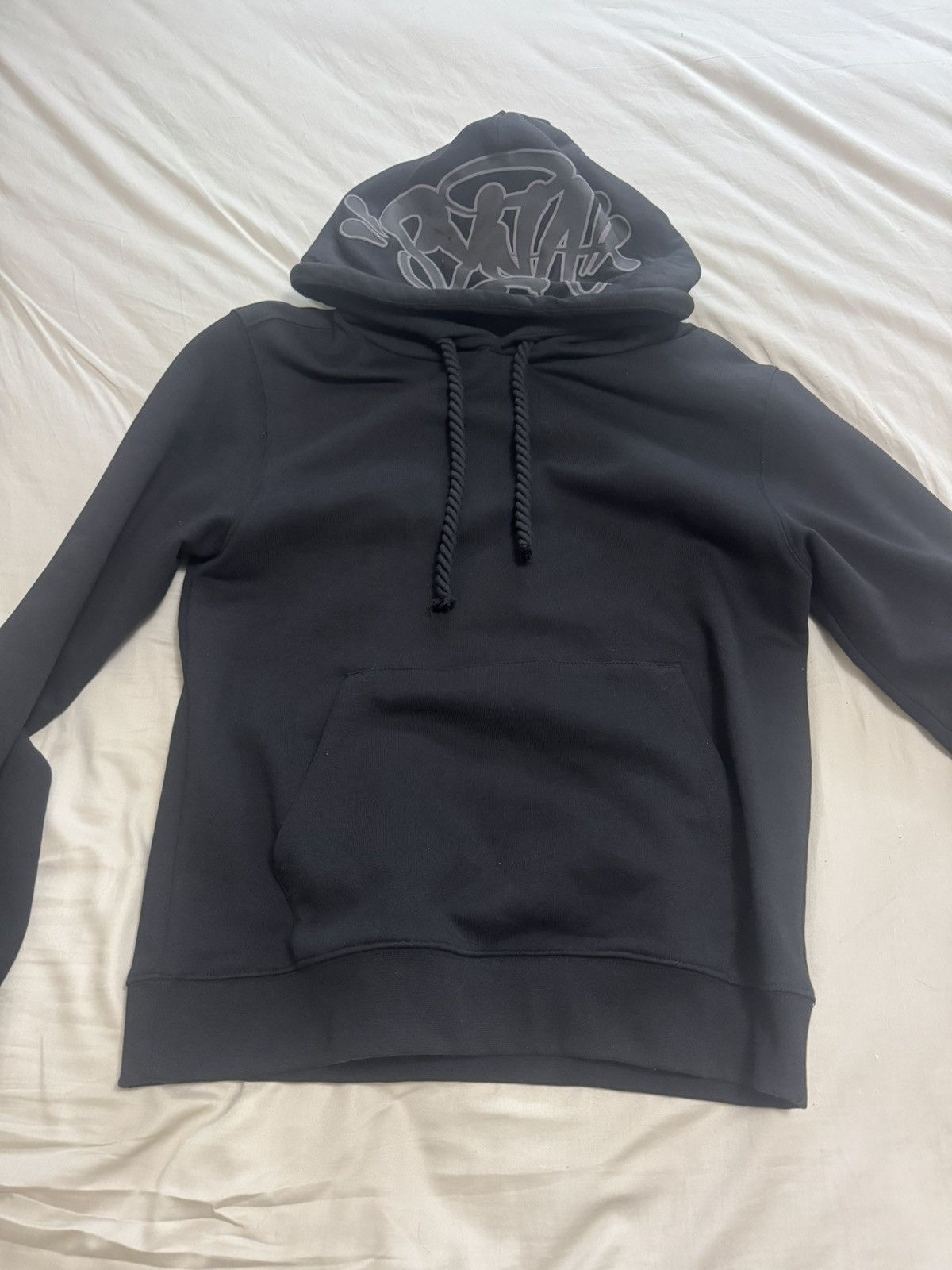 Syna world og syna logo hoodie black