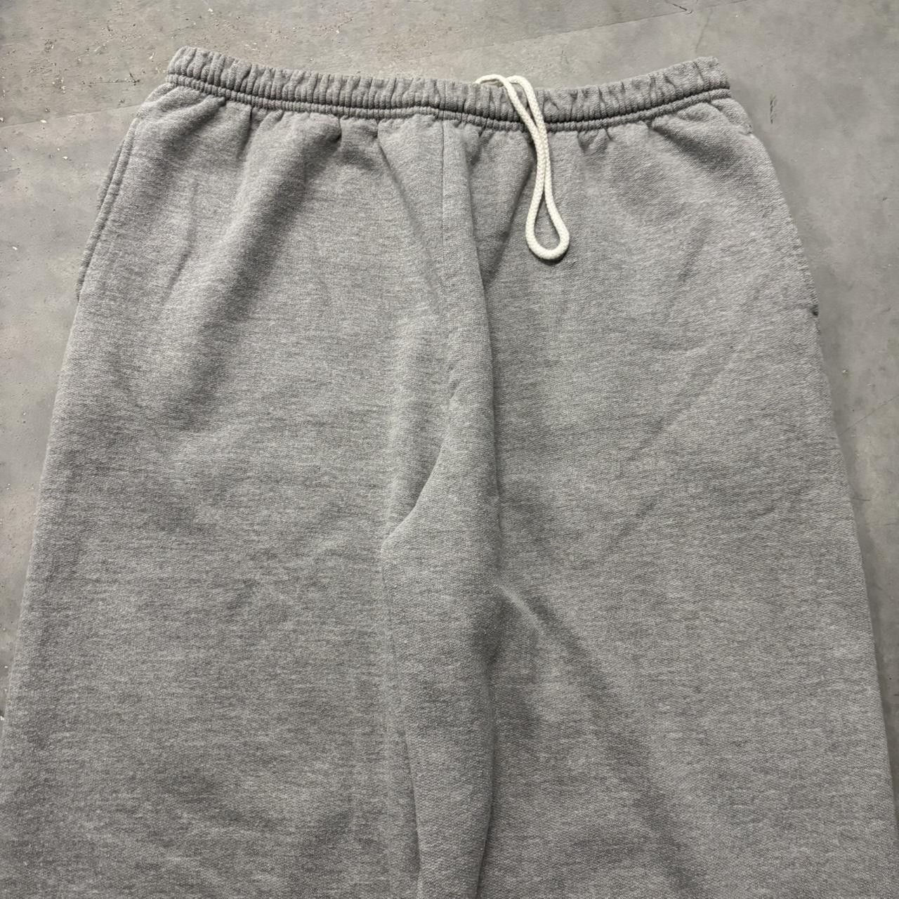 Japanese Brand × Vintage Crazy Vintage Y2K/2000s Baggy Light Grey Streetwear Skater Essential Sweatpants! Size US 34 / EU 50 - 4 Thumbnail