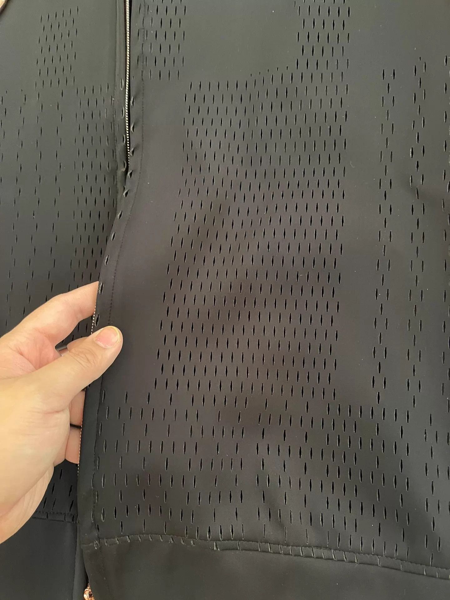 Givenchy Givenchy Black Cutout Stretchy Breathable S Jacket Authentic Size US S / EU 44-46 / 1 - 2 Thumbnail