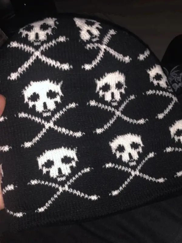 VIBE Casual Pirate Skeleton Beanies Caps Size ONE SIZE - 3 Thumbnail