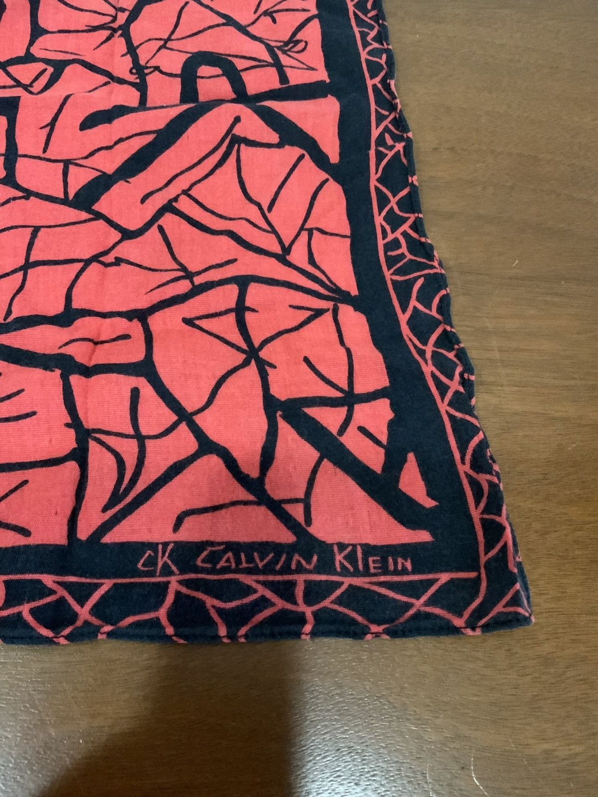 Calvin Klein Calvin Klein Handkerchief Bandana Size ONE SIZE - 5 Thumbnail