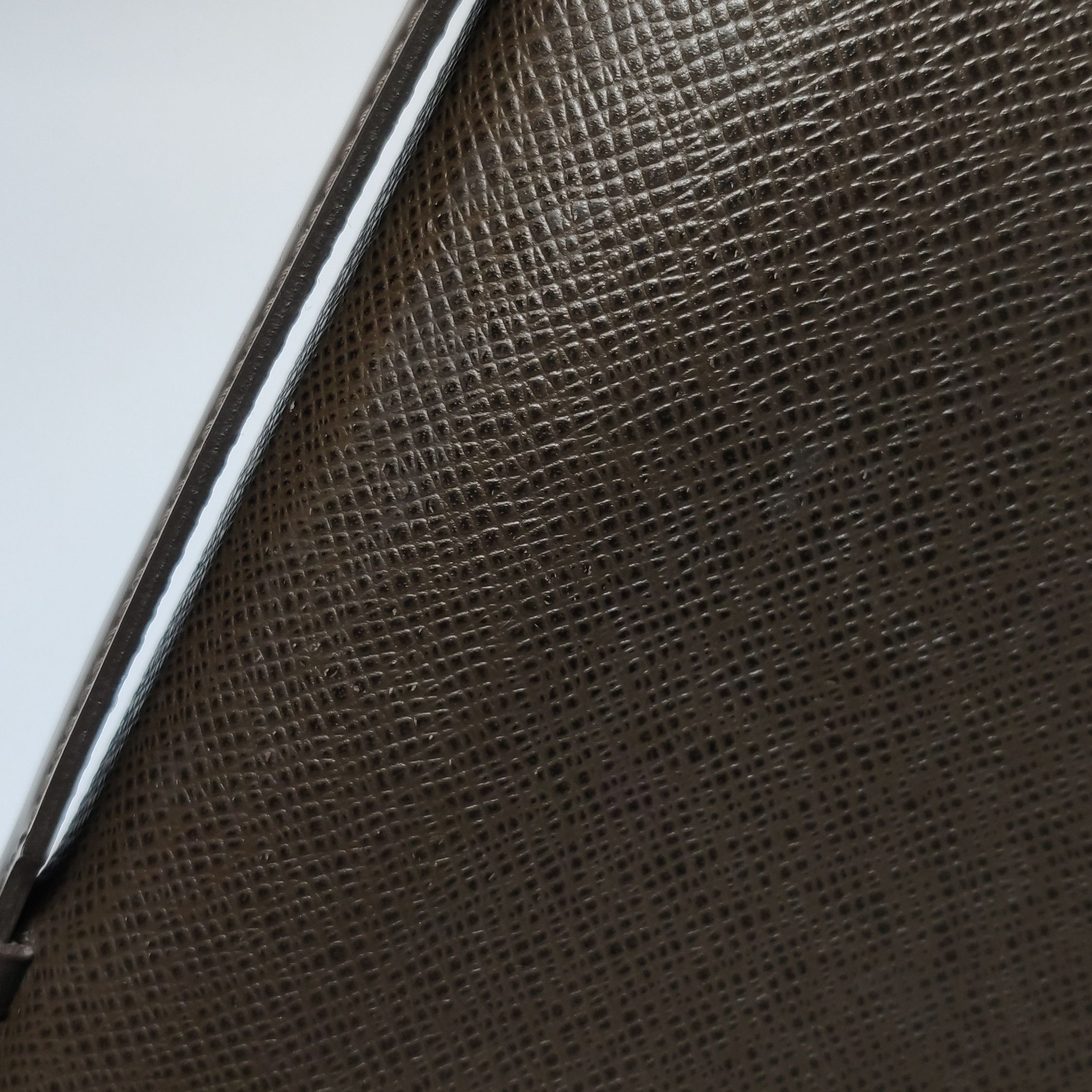 Louis Vuitton Louis Vuitton (LV) Atoll leather solid color clutch -y2506 Size ONE SIZE - 5 Thumbnail