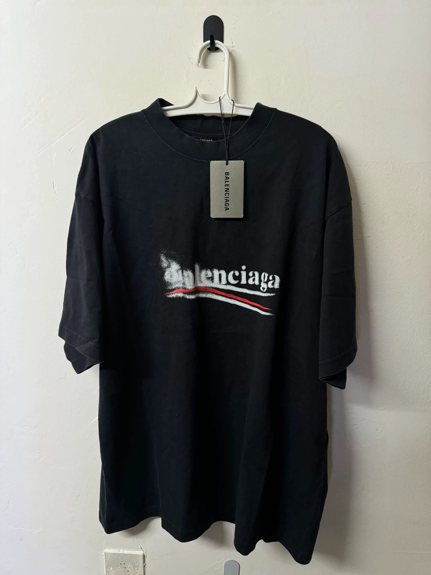 Balenciaga Balenciaga fuzzy cola new short sleeved shirt Size US M / EU 48-50 / 2 - 1 Thumbnail