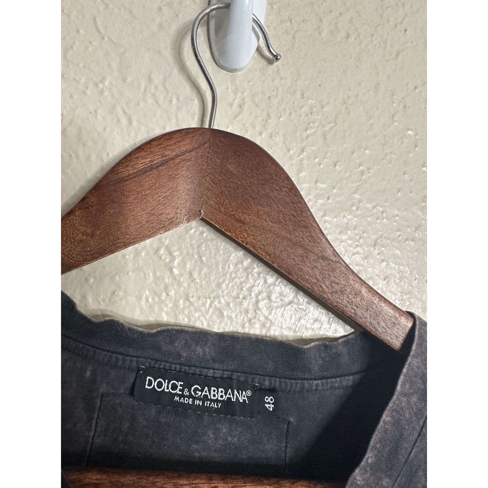 Dolce & Gabbana Dolce & Gabbana Gray Discolored Effect DG Logo T-Shirt Size US M / EU 48-50 / 2 - 12 Thumbnail