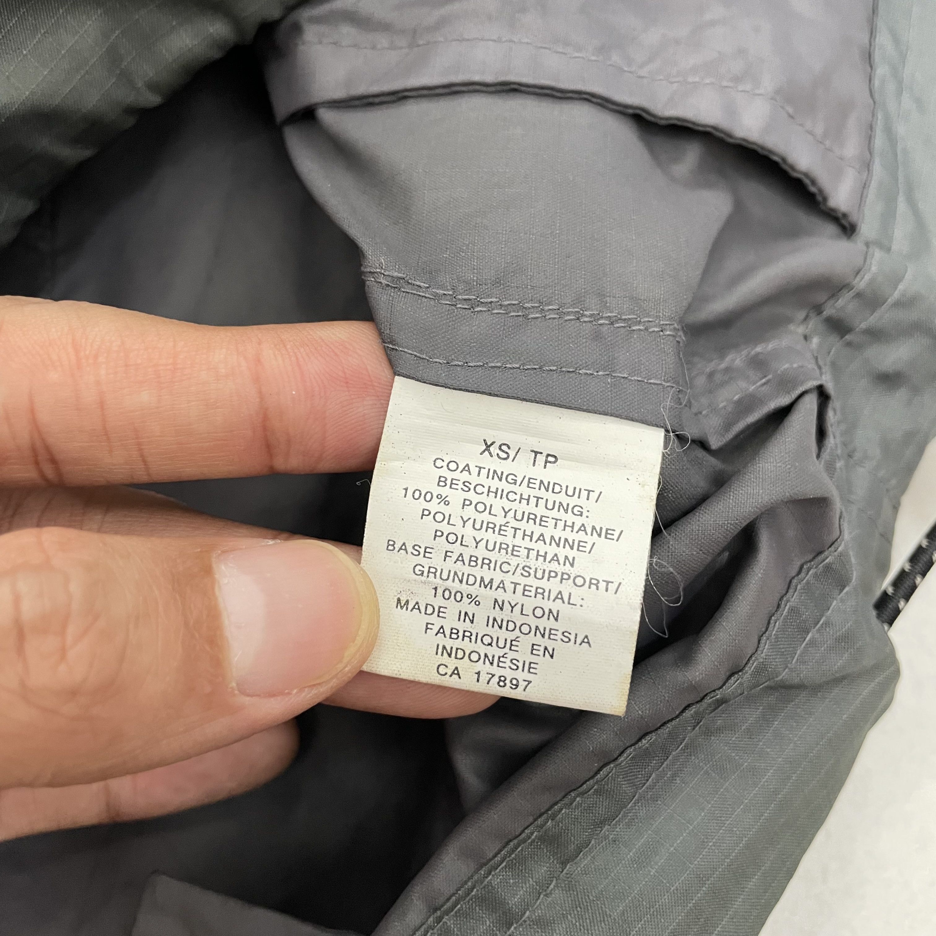 Gap × Vintage ⭐️SALE⭐️ [S] GAP VINTAGE WIND BREAKER HOODIE JACKET Size US S / EU 44-46 / 1 - 10 Thumbnail