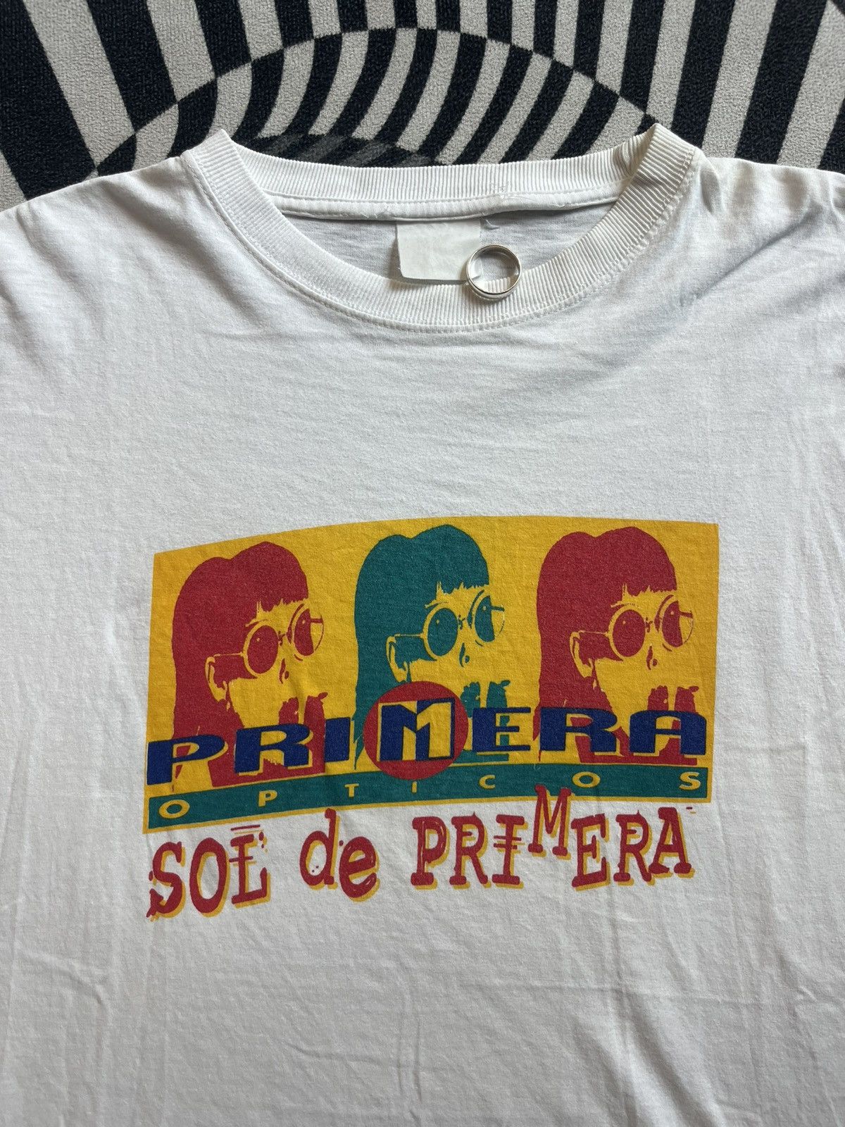 Arts & Science Vintage PRIMERA Opticos SOL de Primera 90’s pop art Tshirt Size US XL / EU 56 / 4 - 5 Thumbnail