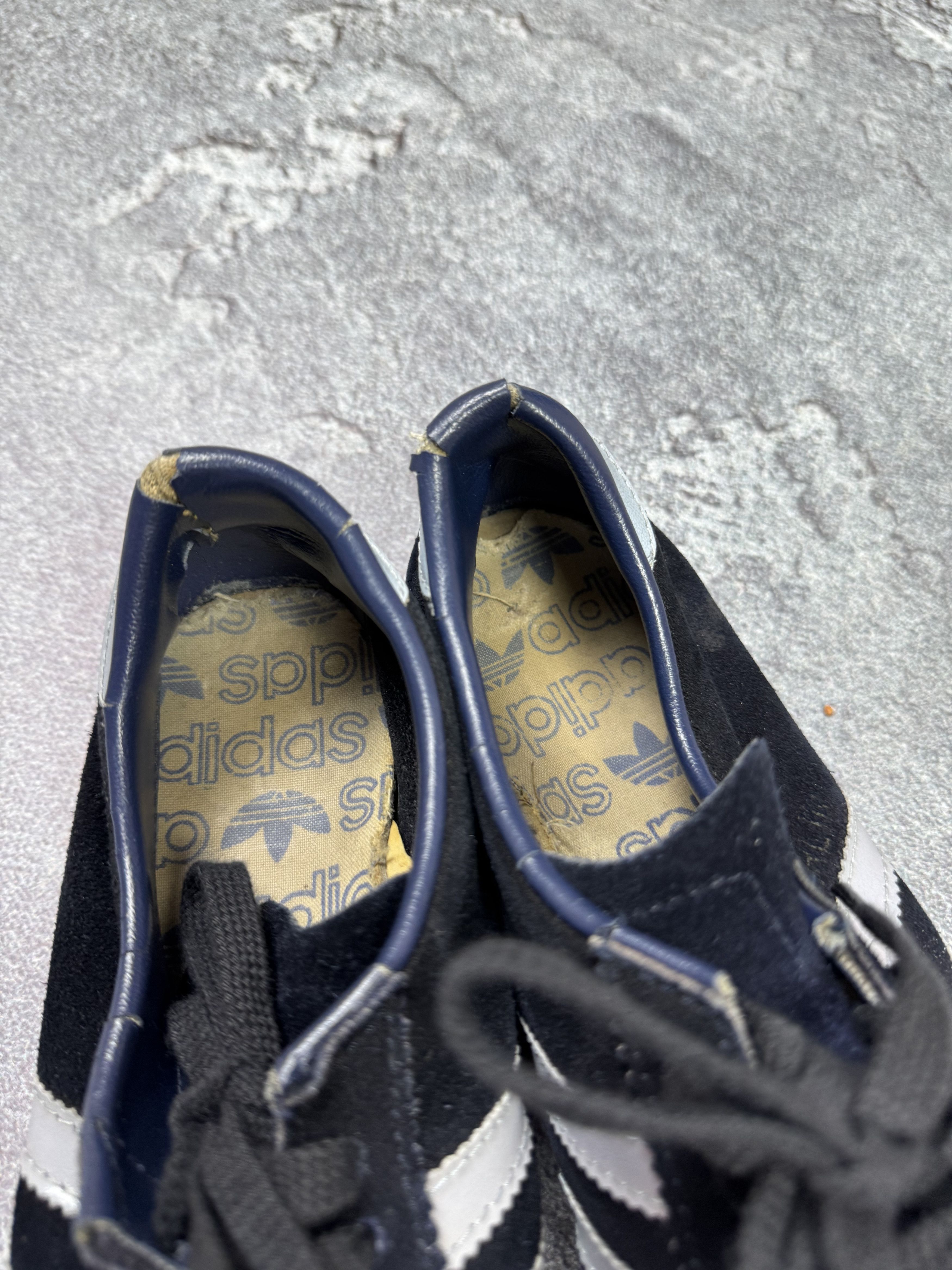 Adidas Adidas Berlin 1970s Romania Sneakers Size 5 City Series Y2K Size US 5.5 / EU 38 - 4 Thumbnail