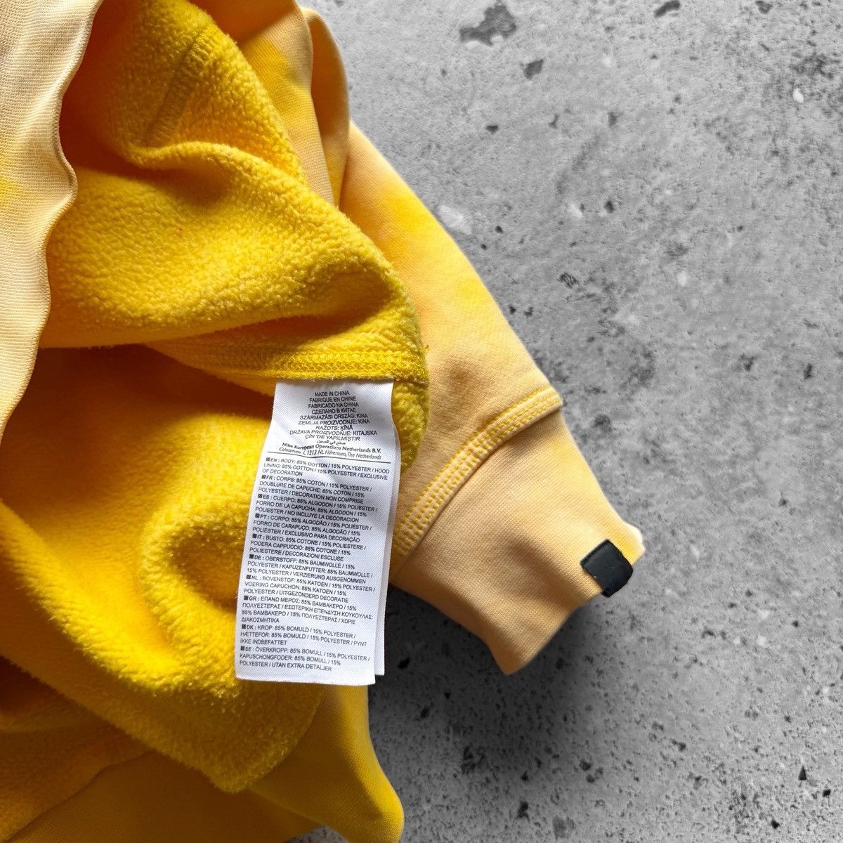 Nike Nike Sportswear Mens Yellow Tie-Dye Long Sleeve Hoodie Size US L / EU 52-54 / 3 - 4 Thumbnail