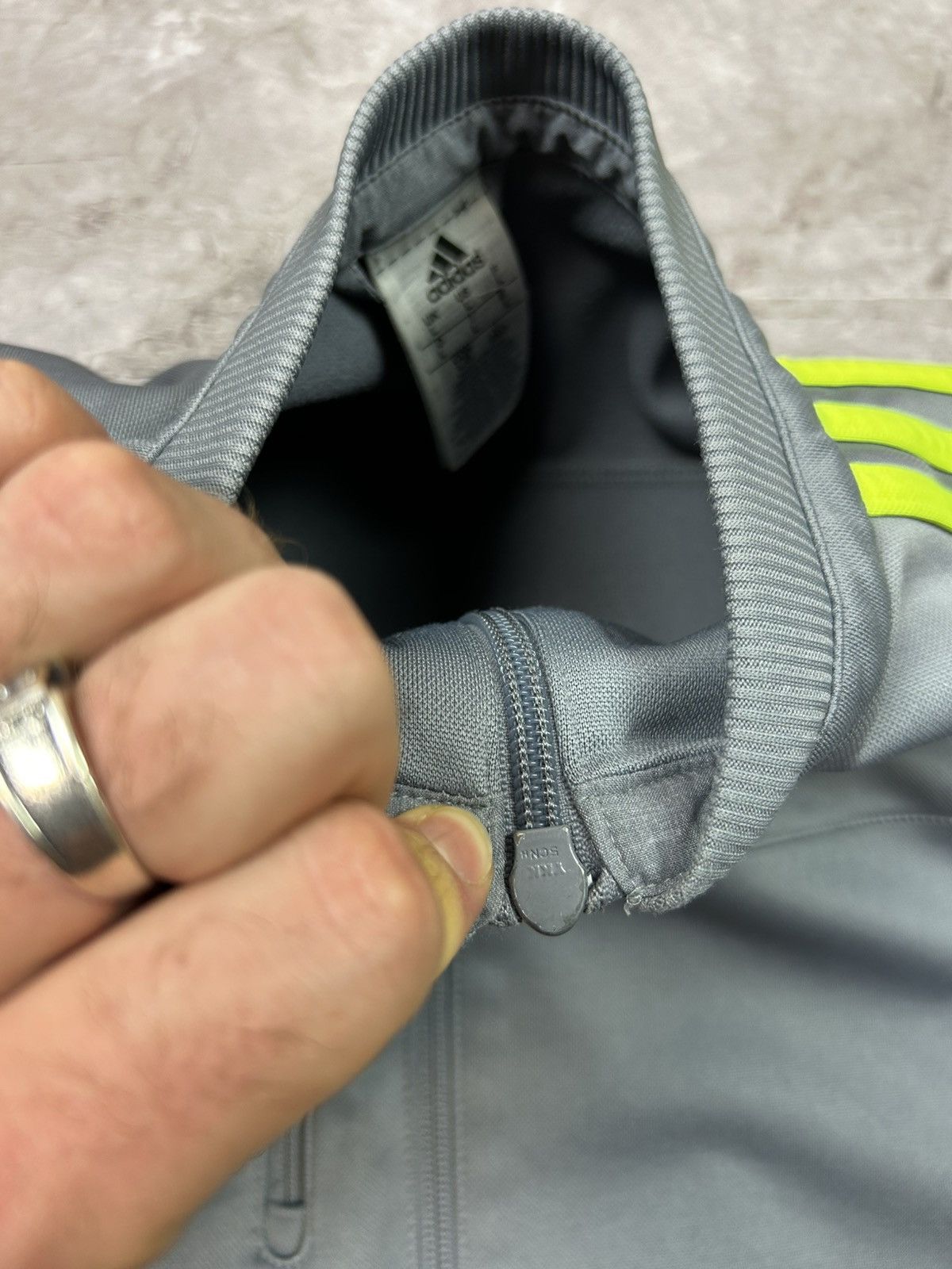 Adidas Adidas Real Madrid gray zip up soccer football track jacket Size US L / EU 52-54 / 3 - 11 Thumbnail
