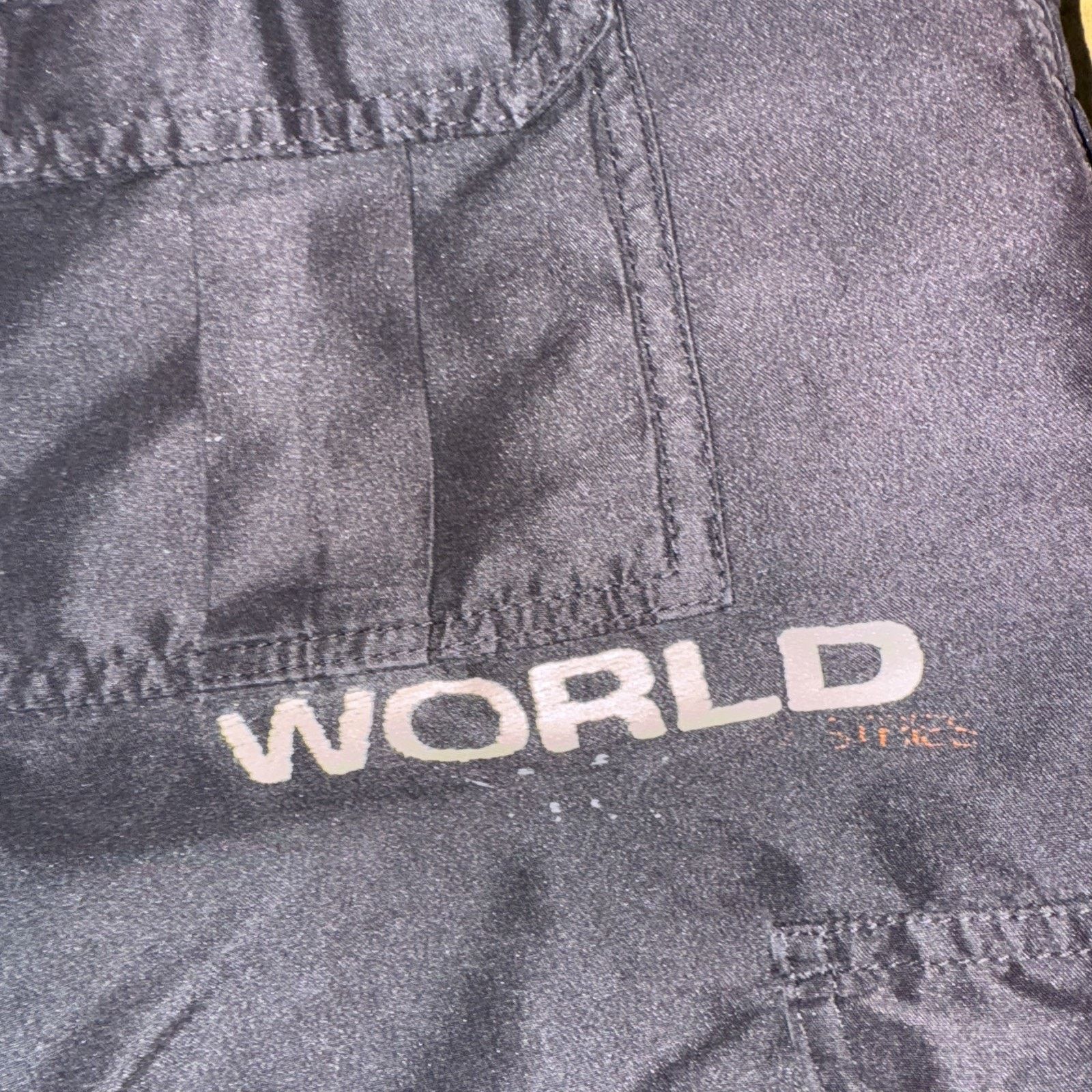 Vintage Vintage World Industries Board Shorts 32x10 Black Large Size US 32 / EU 48 - 5 Thumbnail