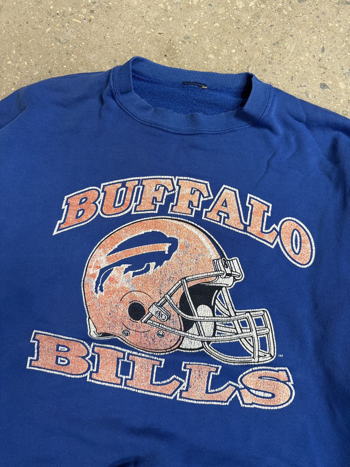 Vintage 1990’s NFL Buffalo Bills Vintage Crewneck Size US L / EU 52-54 / 3 - 3 Thumbnail