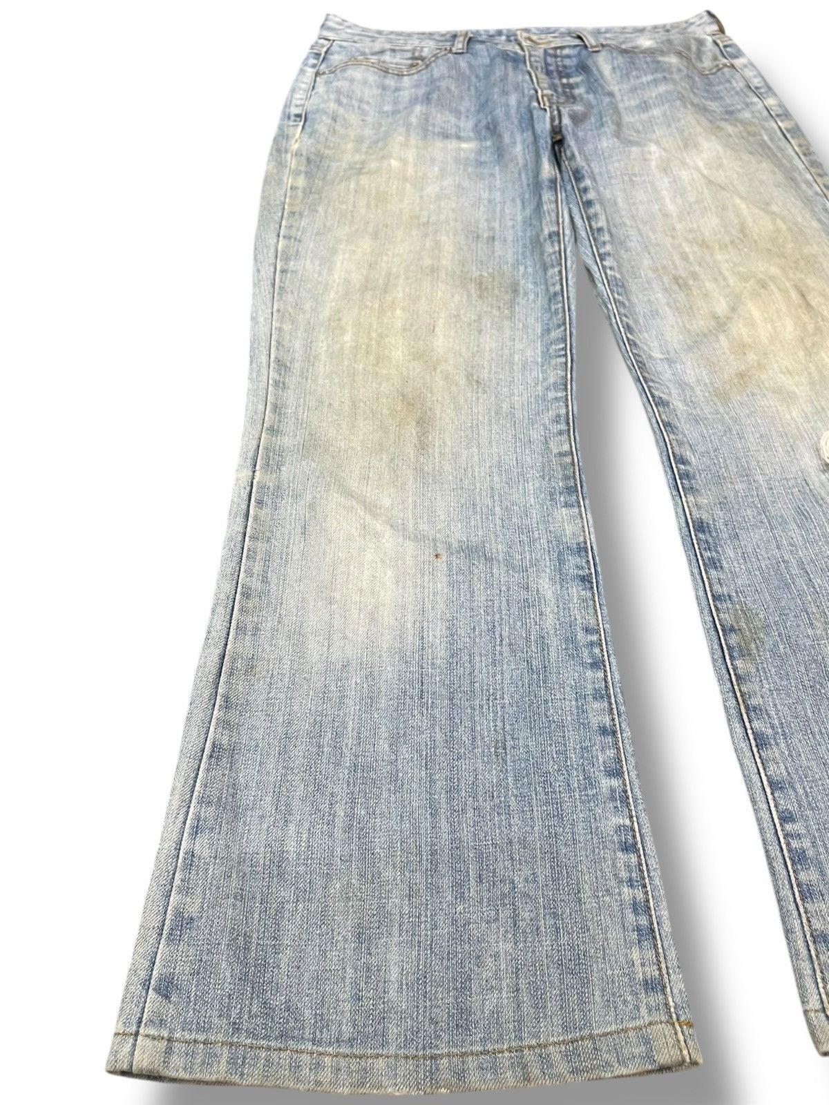 Beauty Beast × Jun Takahashi × Uniqlo Vintage Uniqlo Flare Faded Distressed Denim Size US 30 / EU 46 - 3 Thumbnail