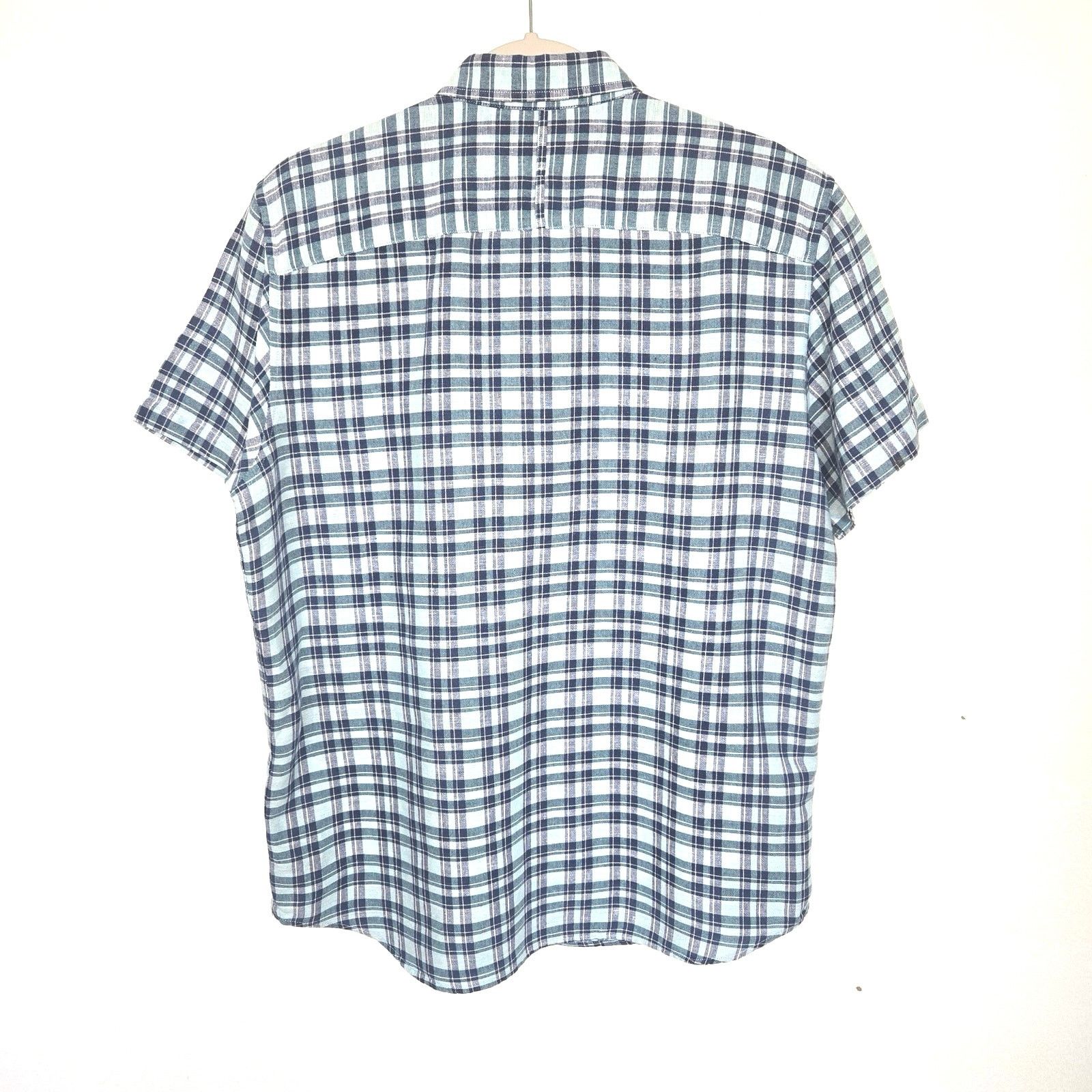 Banana Republic Banana Republic Men’s Button Up Blue Plaid Shirt. Medium. Size US M / EU 48-50 / 2 - 2 Thumbnail