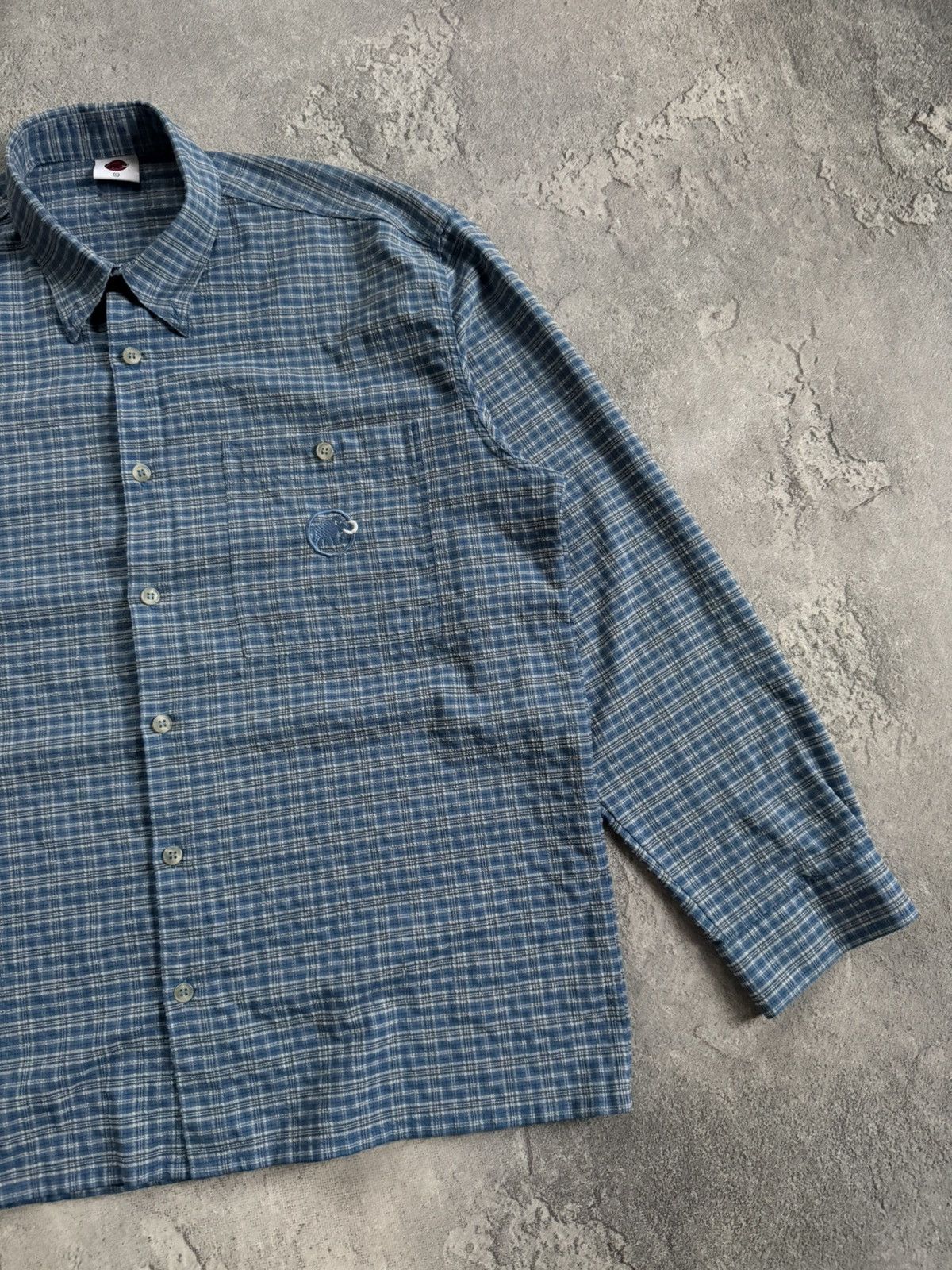 Mammut Mammut L outdoor Chekered shirt button up long sleeve Size US L / EU 52-54 / 3 - 6 Thumbnail