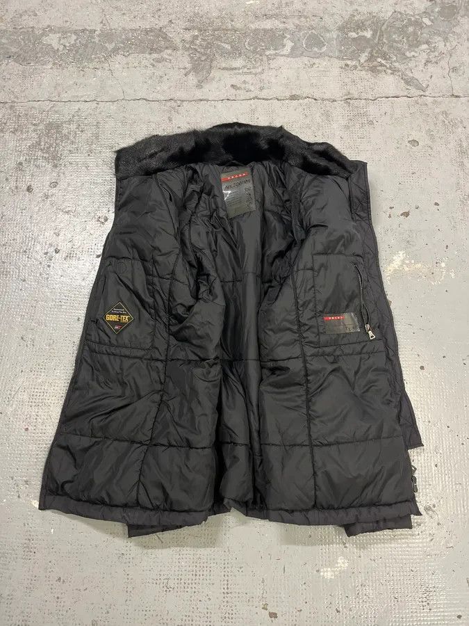 Prada 2000s Prada Linea Rossa Gore-Tex Black Nylon Jacket Size US M / EU 48-50 / 2 - 10 Thumbnail