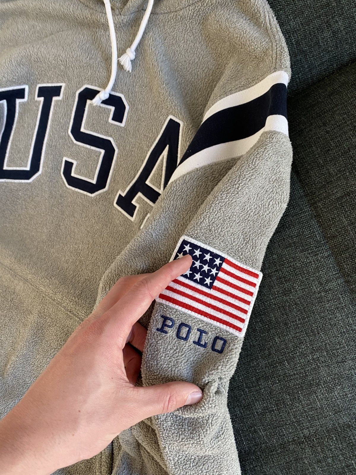 Polo Ralph Lauren Polo Ralph Lauren Vintage Fleece Hoodie USA Big logo Japanes Size US M / EU 48-50 / 2 - 5 Thumbnail