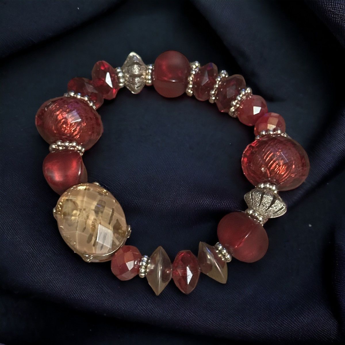 Other Chunky red and gold bead stretch bracelet Size ONE SIZE - 1 Thumbnail