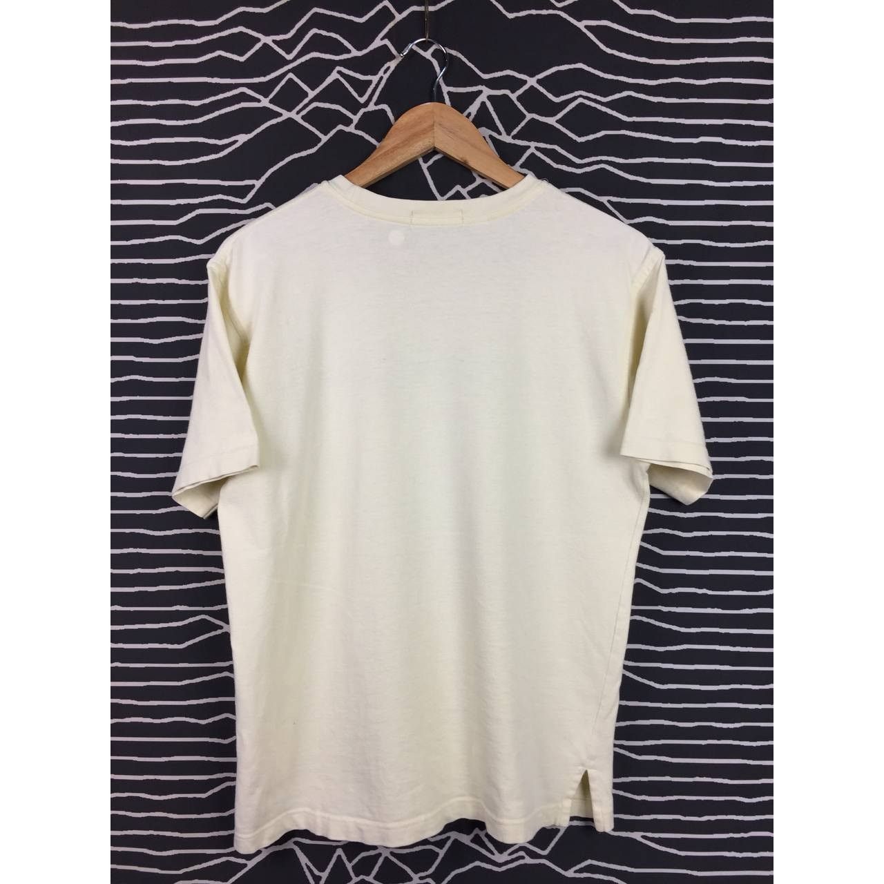 Courreges Vtg Courreges Paris Spell Out Logo Tee Size M Size US M / EU 48-50 / 2 - 8 Thumbnail