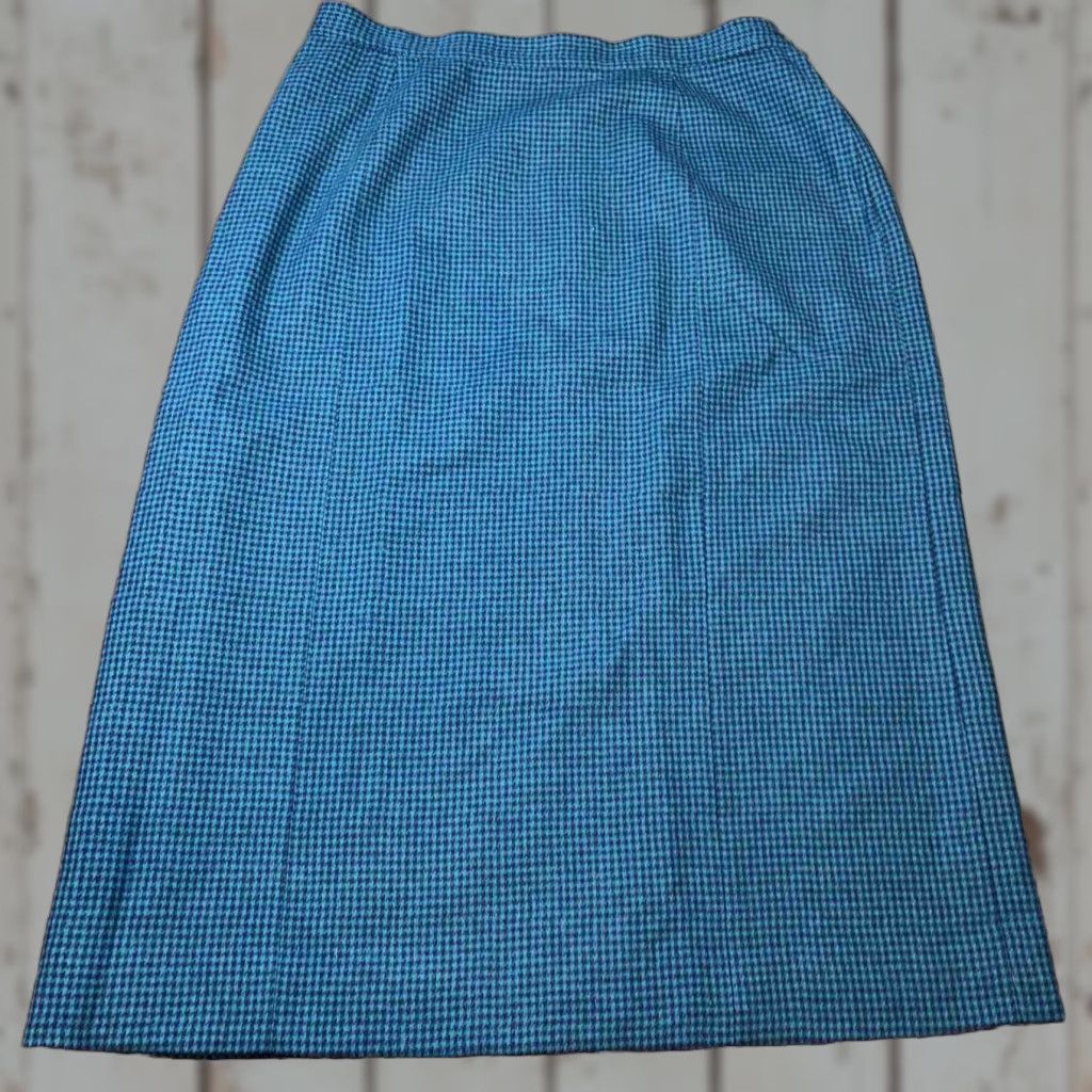 Pendleton VINTAGE Pendleton Blue Virgin Wool Skirt Midi Side Zip Lined Stretch Waist 16 Women Wool Button Navy Turquoise A-Line Size 38" / US 16 / IT 52 - 1 Thumbnail
