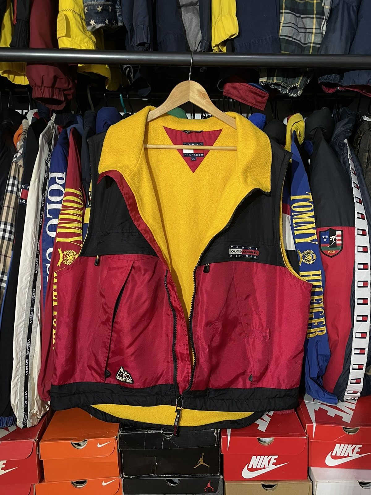 Tommy Hilfiger × Vintage Vest Jacket Tommy Hilfiger Outdoors 90’s Vintage Size US XL / EU 56 / 4 - 13 Thumbnail