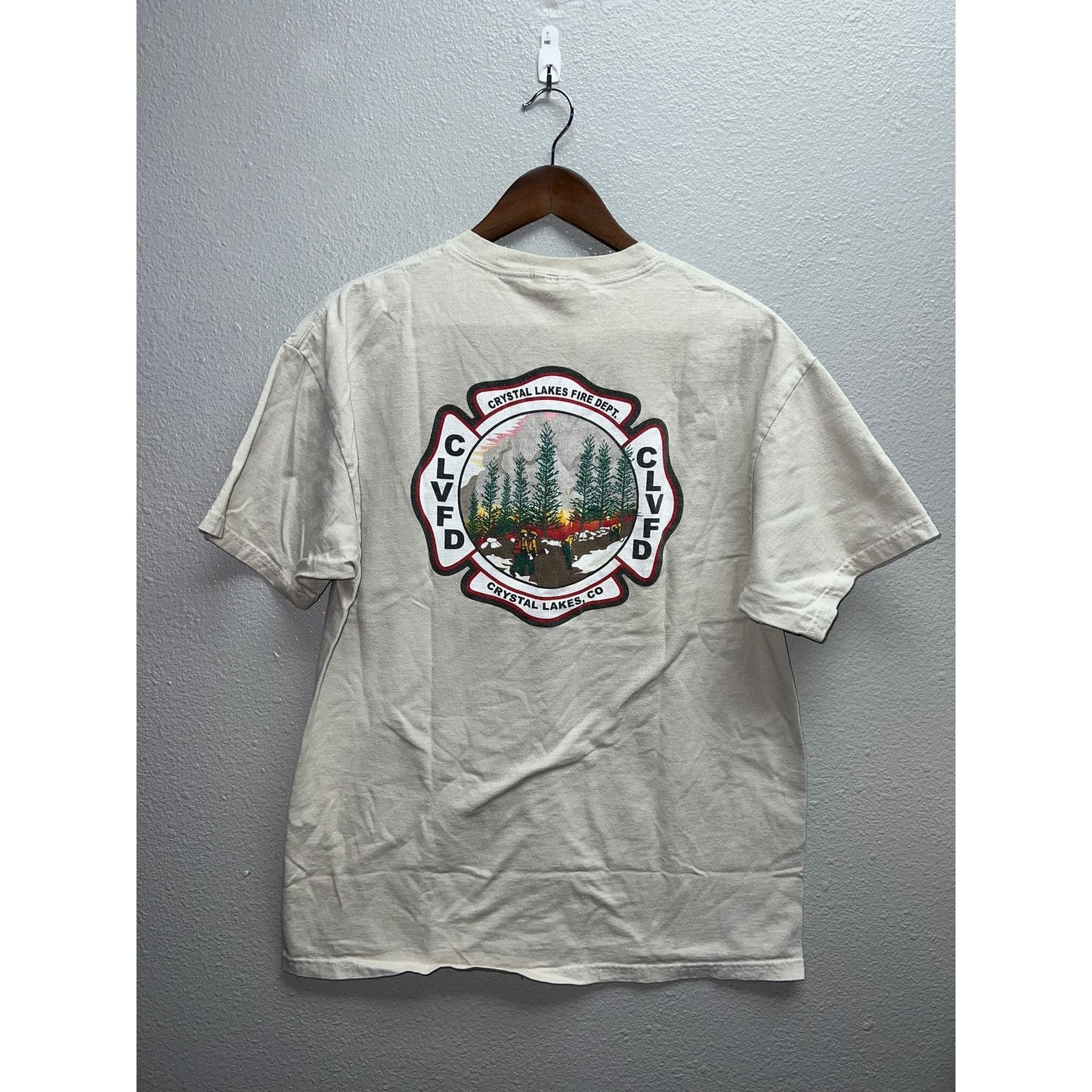 Hanes Crystal Lake Fire Dept Shirt CLVFD Colorado Firefighter L Size US L / EU 52-54 / 3 - 1 Thumbnail