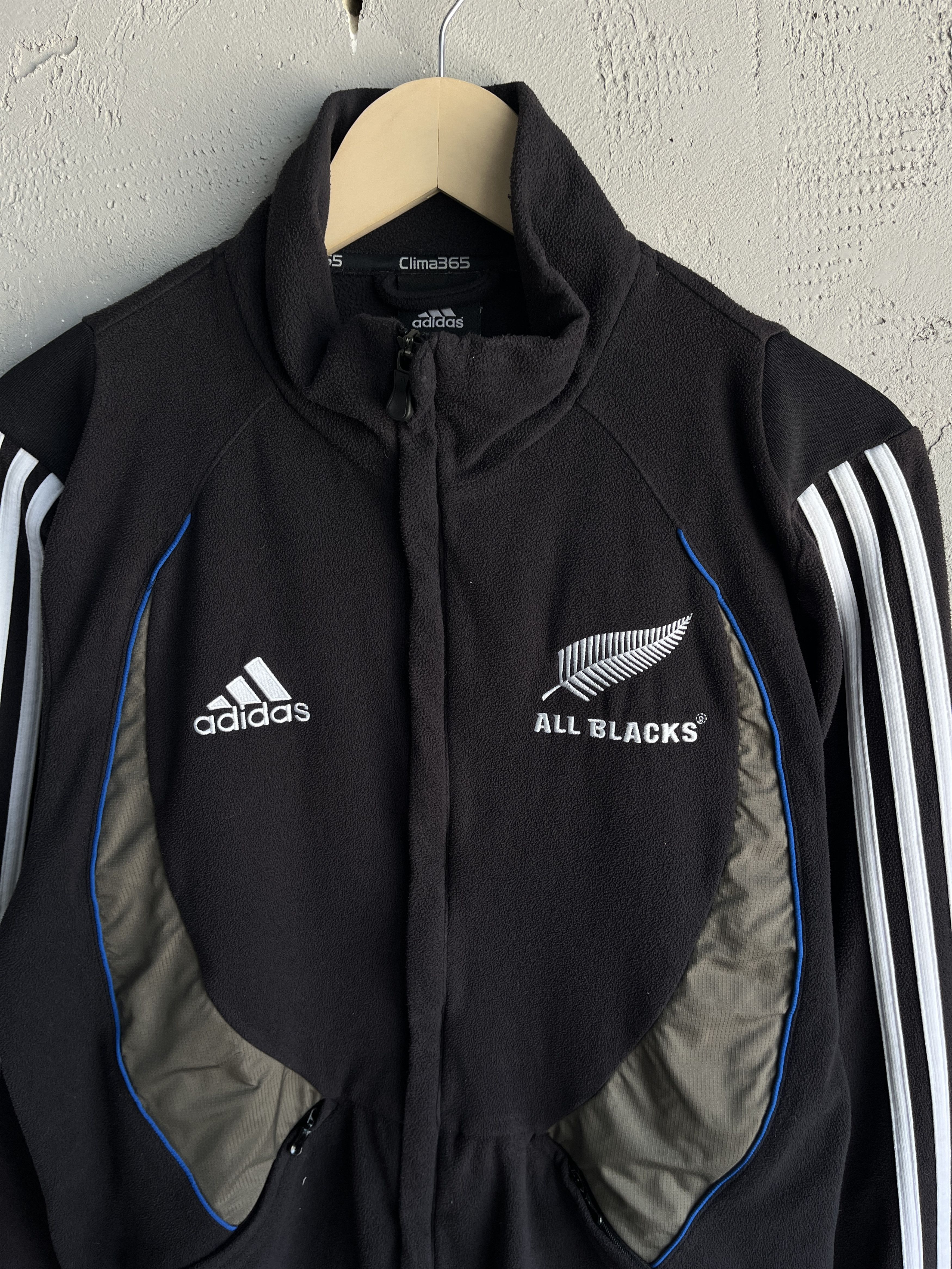 Adidas × All Blacks × Vintage Vintage 2007 Adidas All Balck Rugby training wear Zip fleece Size US S / EU 44-46 / 1 - 2 Thumbnail