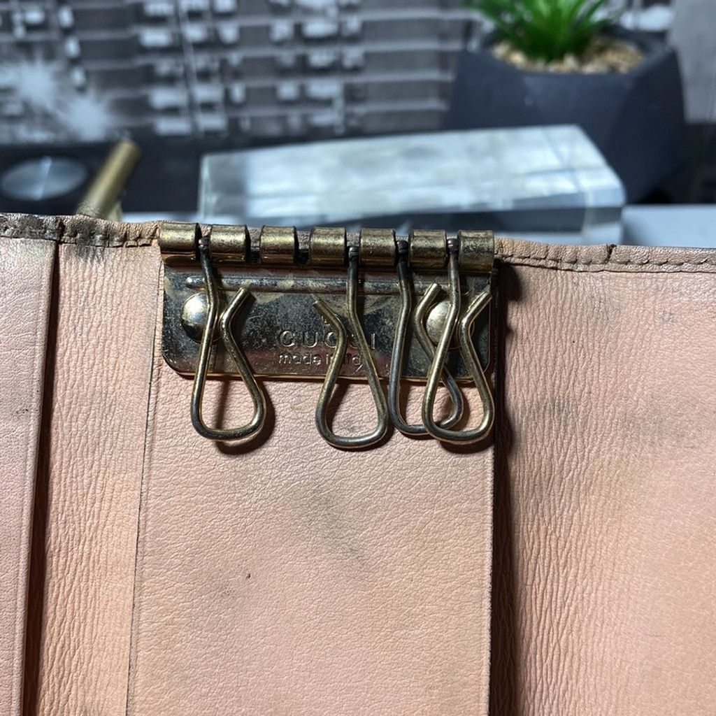 Gucci Authentic Gucci GG Key Case Size ONE SIZE - 12 Thumbnail
