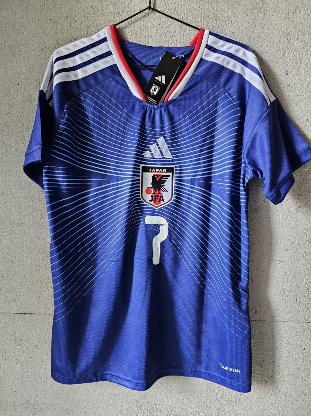 Other New Japan 7 Kaoru Mitoma Jersey Home Size US XL / EU 56 / 4 - 1 Thumbnail