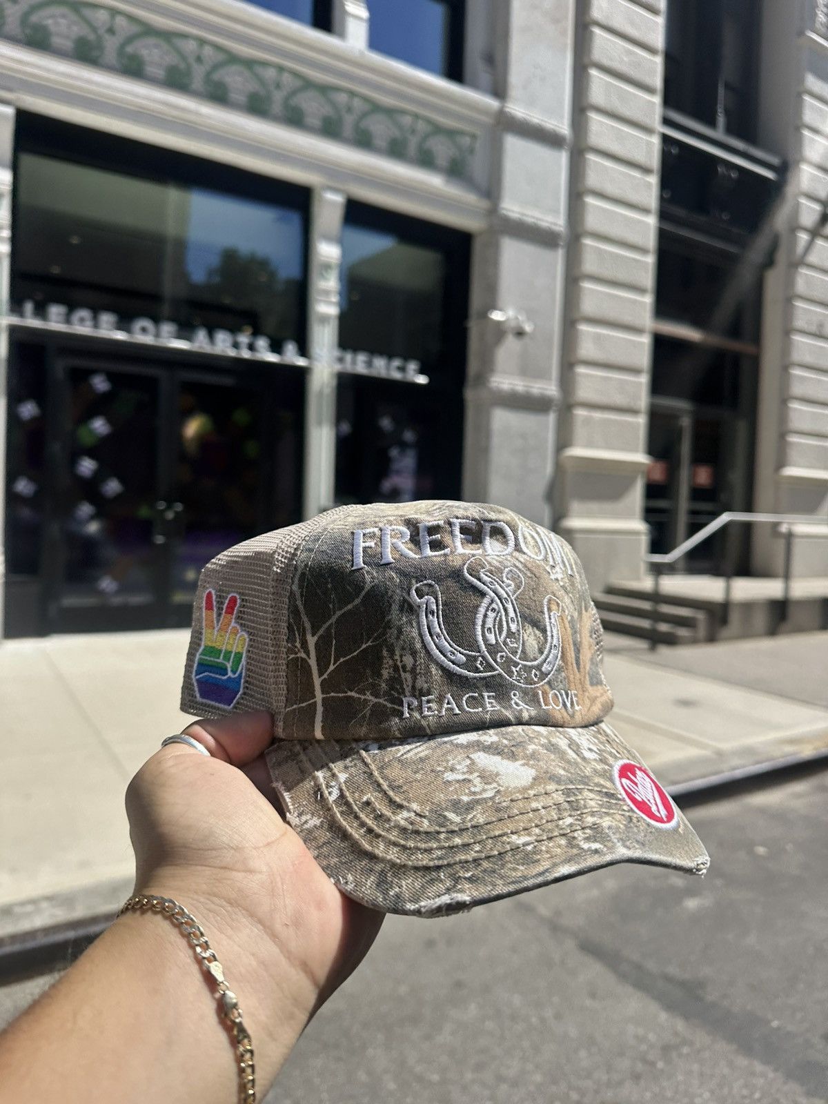 帽子 PALACE FREEDOM DISTRESSED TRUCKER EDGE Palace Freedom Distressed Trucker Black Brand New In Hand | eBay
