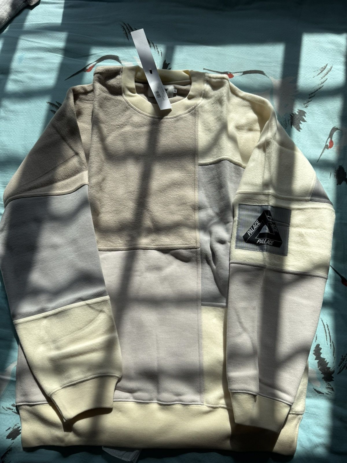 Palace Palace patch up ya life crew sand Size US XL / EU 56 / 4 - 1 Thumbnail