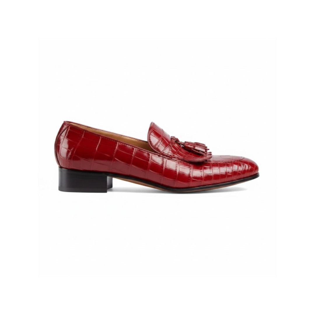Gucci oc11z1025 Men's Crocodile Loafers in Red Size US 10.5 / EU 43-44 - 1 Thumbnail