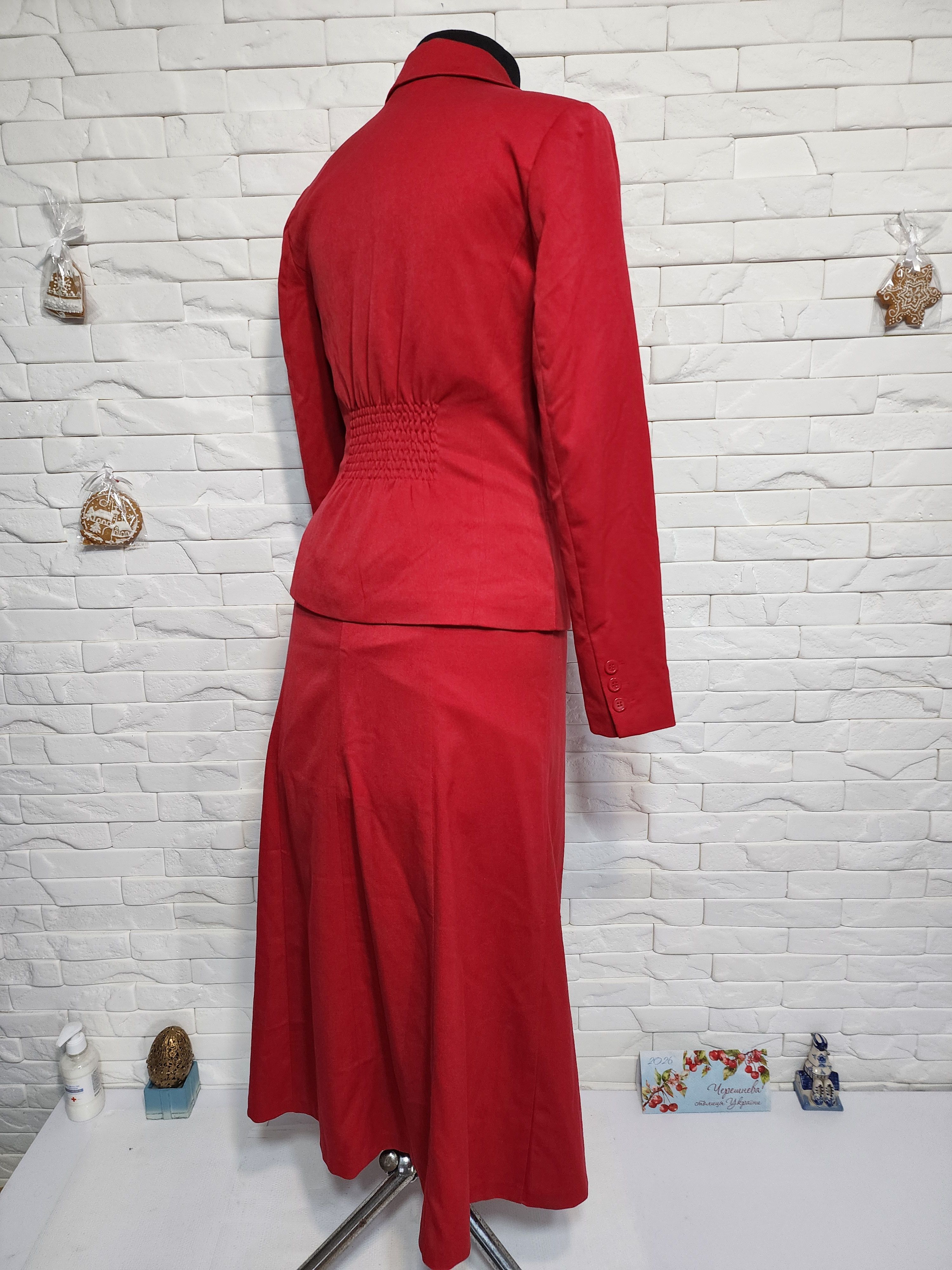 Other Red Women's Suit: Jacket & Skirt Size M / US 6-8 / IT 42-44 - 4 Thumbnail