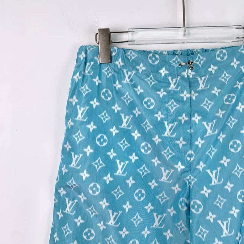 Louis Vuitton Louis Vuitton Blue logo presbyopic full print corset casua Size US 38 / EU 54 - 3 Thumbnail