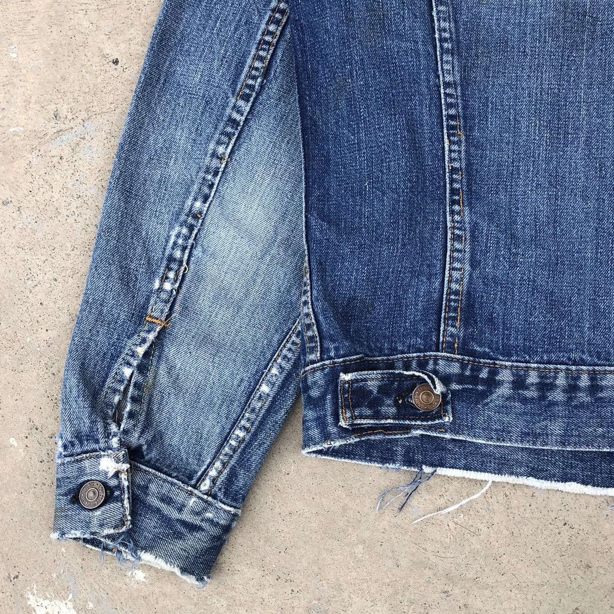 Levi's Vintage 70s Levis 505 BIG E Distressed Trucker Jacket Size US S / EU 44-46 / 1 - 6 Thumbnail