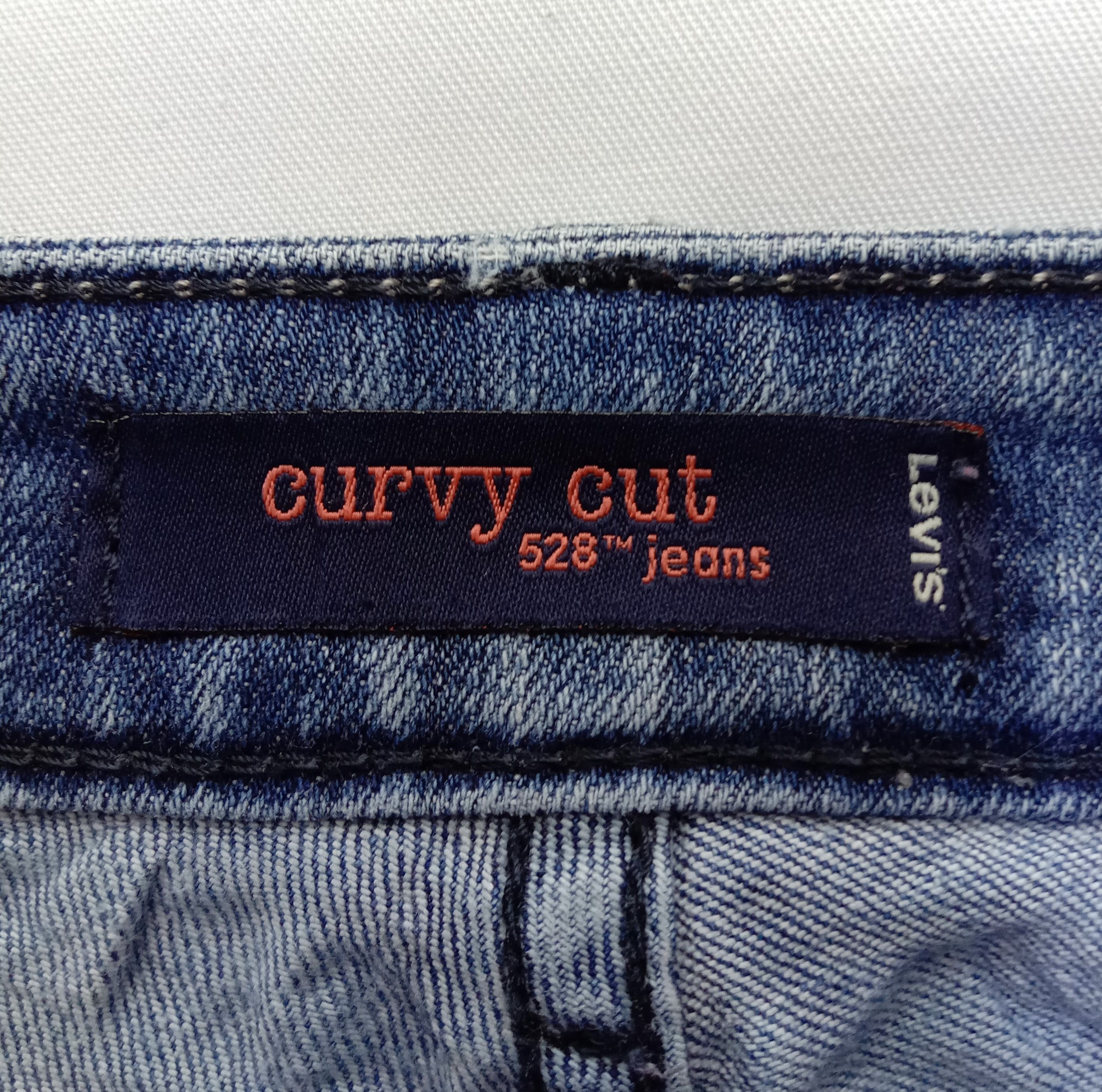 Levi's Vintage Levi's 528 Curvy Cut Jeans Size 26" / US 2 / IT 38 - 11 Thumbnail
