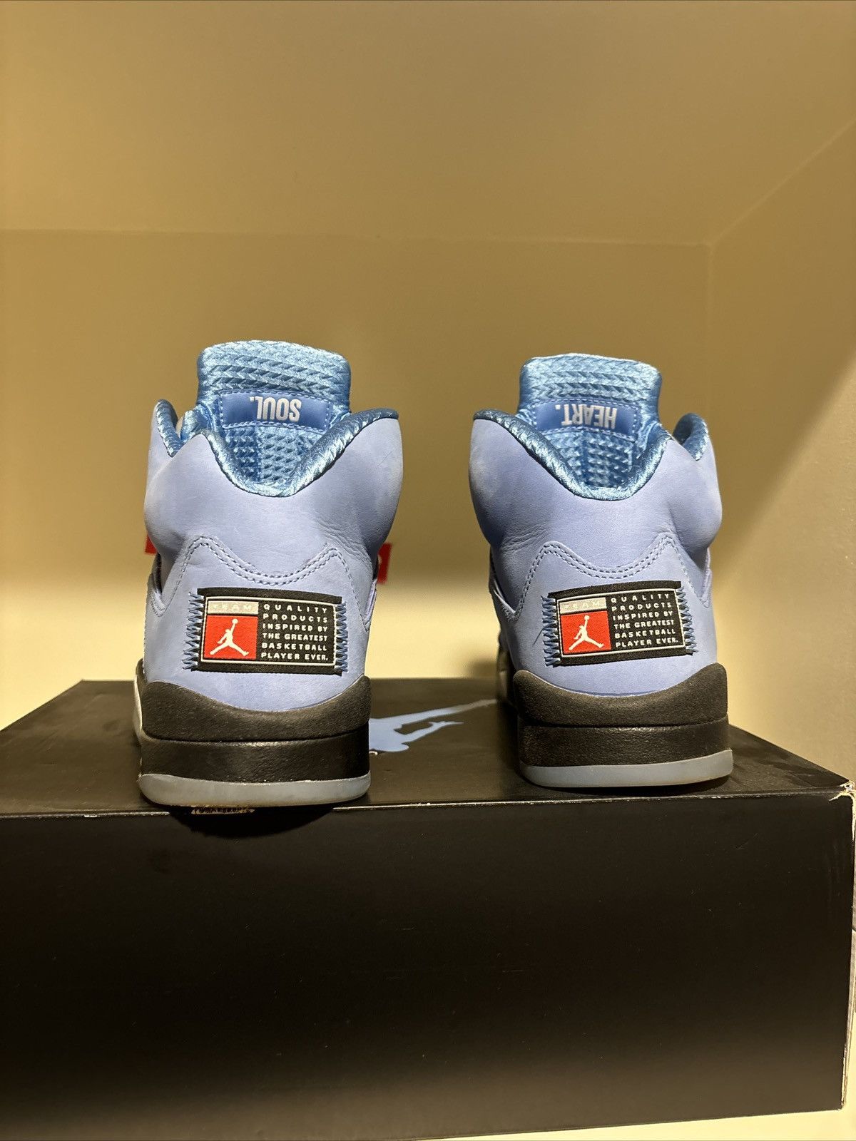 Jordan Brand Jordan 5 UNC size 10 Size US 10 / EU 43 - 6 Thumbnail