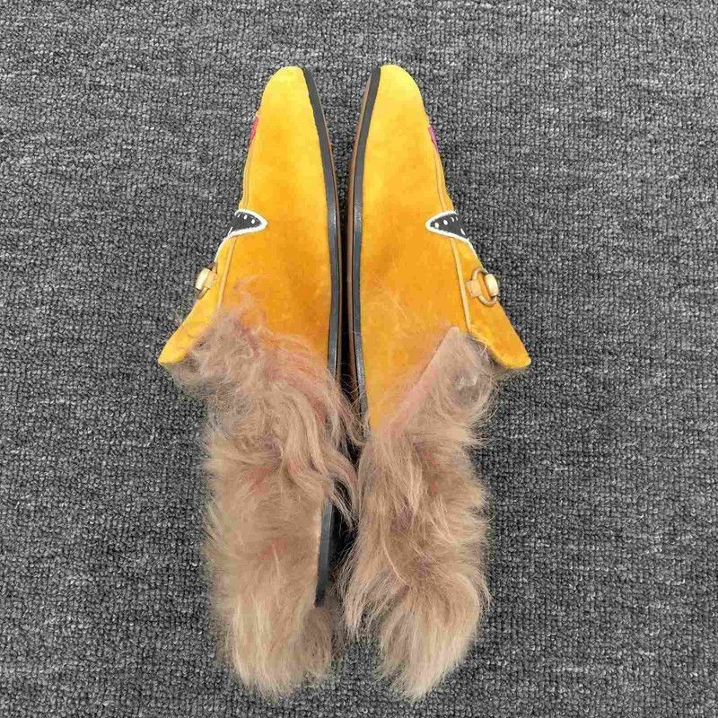 Gucci Gucci Rainbow UFO Embroidered Fur Slippers Size US 7.5 / EU 40-41 - 2 Thumbnail
