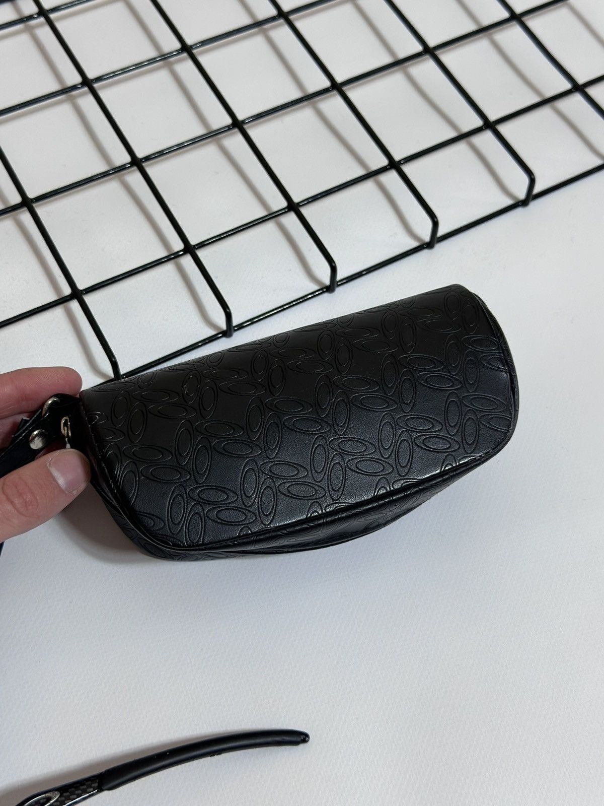 Oakley ULTRA RARE Oakley Half Jacket 1.0 GENUINE CARBON FIBER USA Size ONE SIZE - 10 Thumbnail