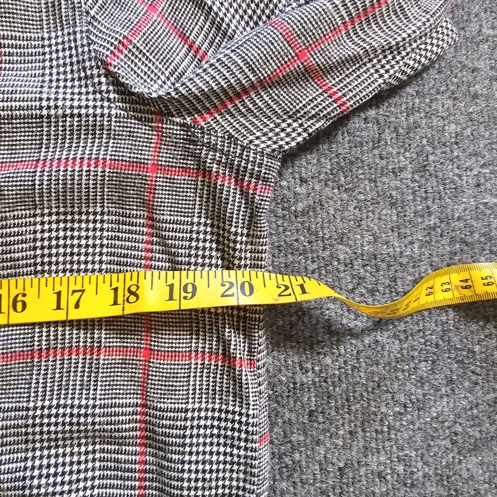 Vintage Foxcroft Top Shirt Womens 8 Black Plaid Button Long Sleeve Classic Career Blouse Size M / US 6-8 / IT 42-44 - 5 Thumbnail