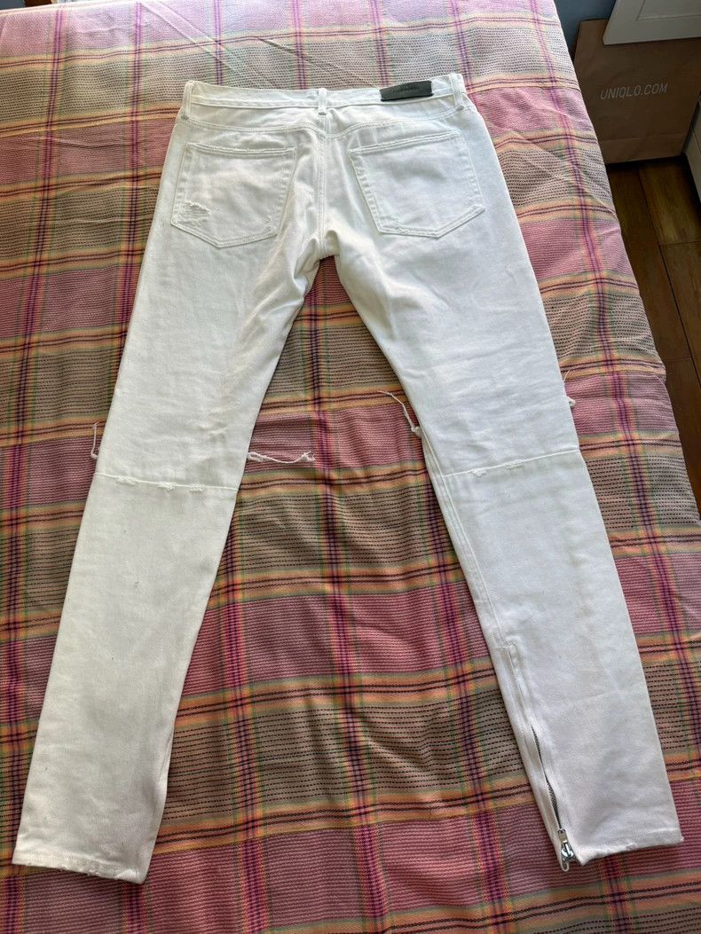Fear of God Fear of God Co-branded white jeans Size US 34 / EU 50 - 2 Thumbnail