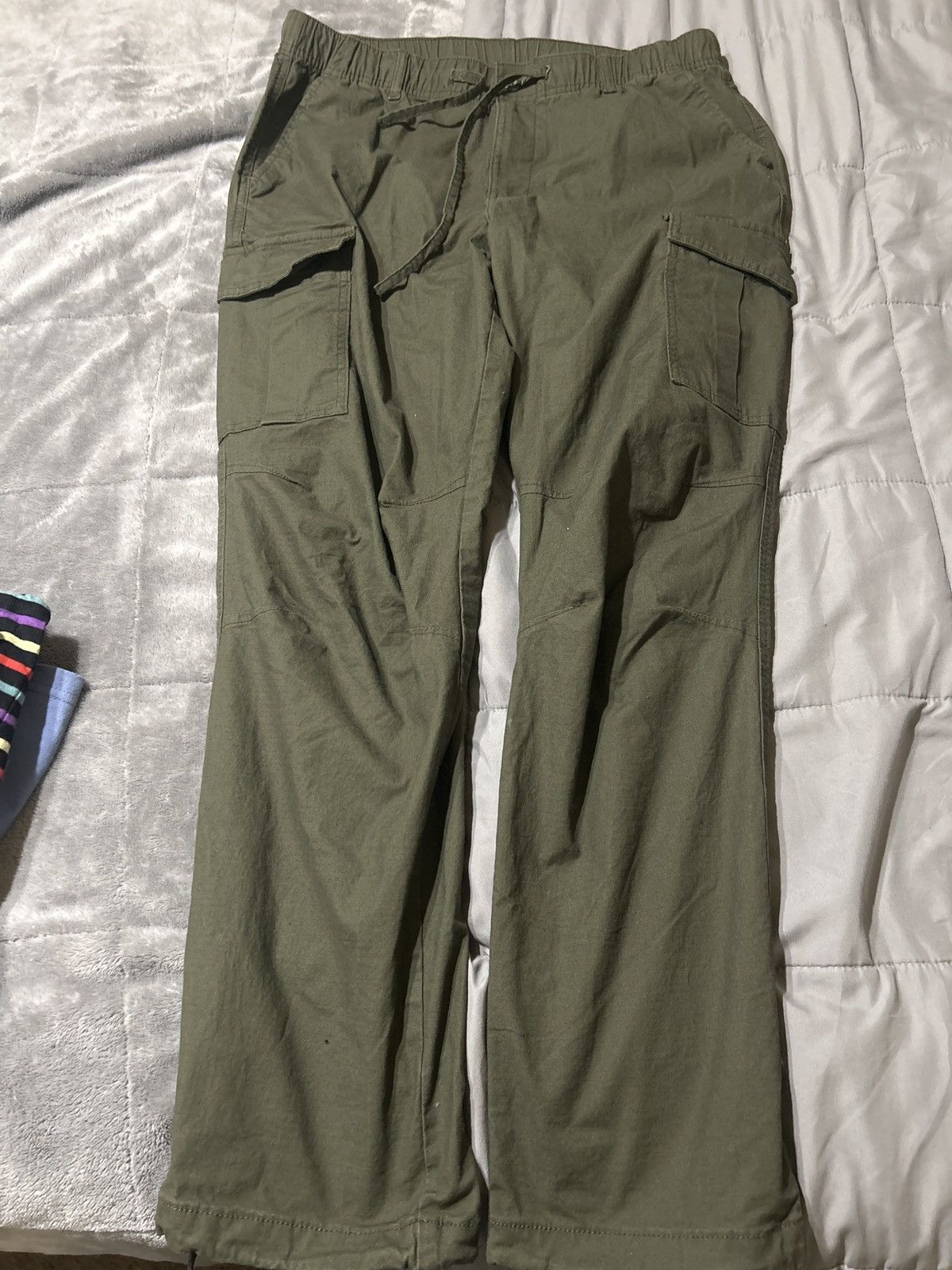 Other Olive Green Cargos *NEW* Size US 32 / EU 48 - 1 Thumbnail