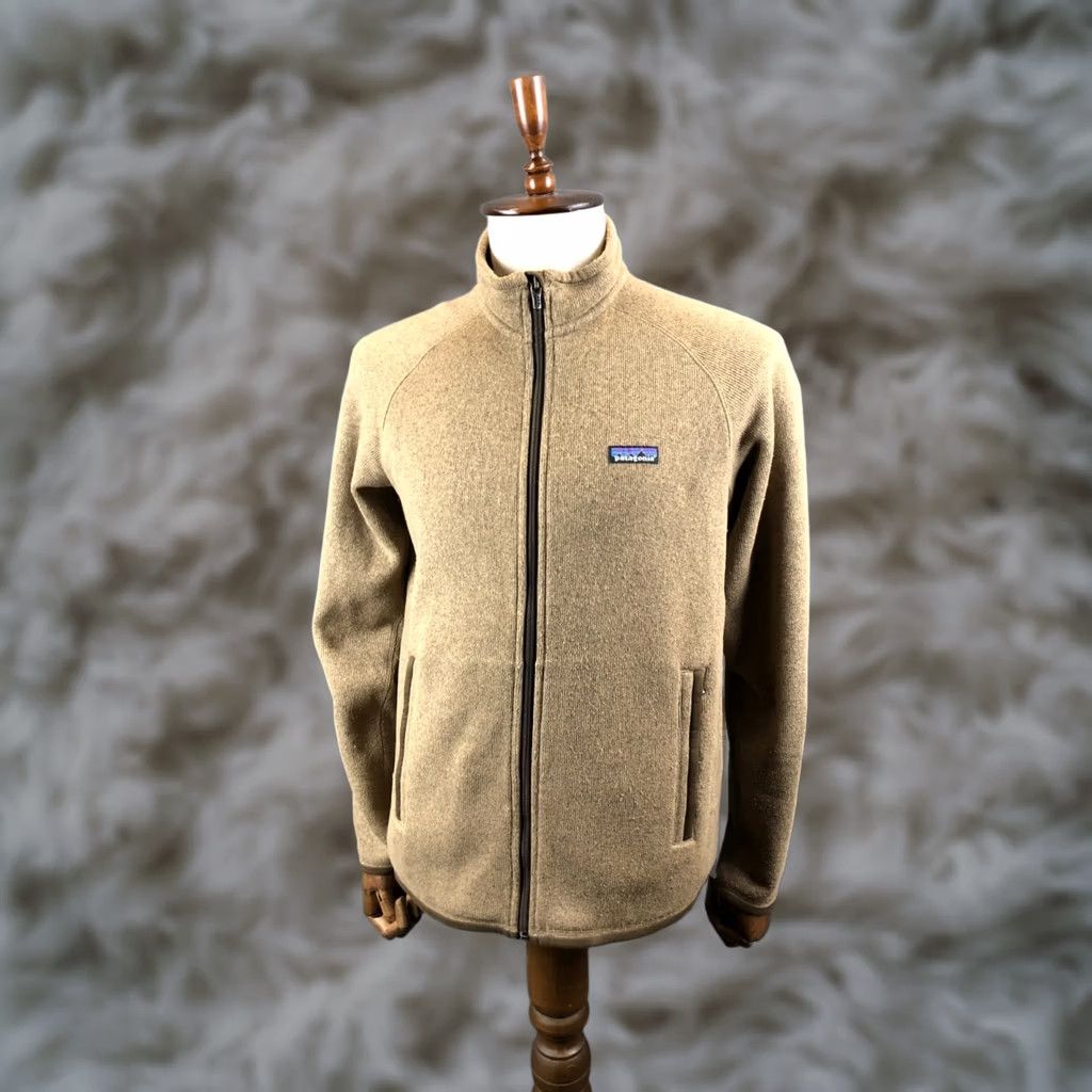 Patagonia Patagonia Full Zip Sweater Men M Khaki Polyester Embroidered Logo Size US M / EU 48-50 / 2 - 1 Thumbnail