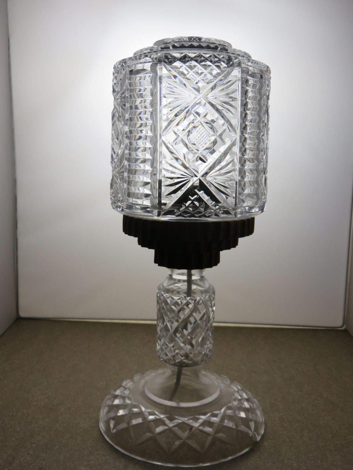 The Unbranded Brand Vintage Large Heavy Cut Crystal Glass Lamp Base & Shade Size ONE SIZE - 4 Thumbnail