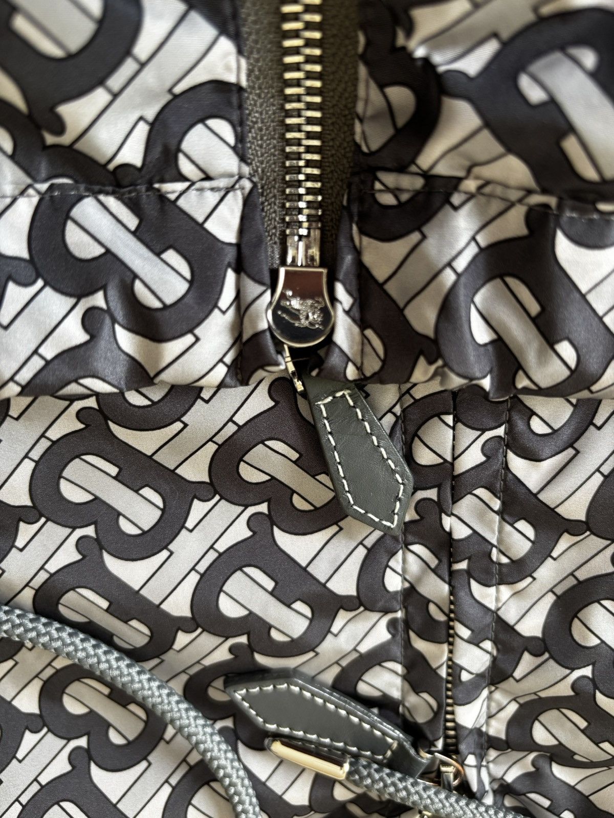 Burberry Burberry TB Windbreaker Size US S / EU 44-46 / 1 - 10 Thumbnail