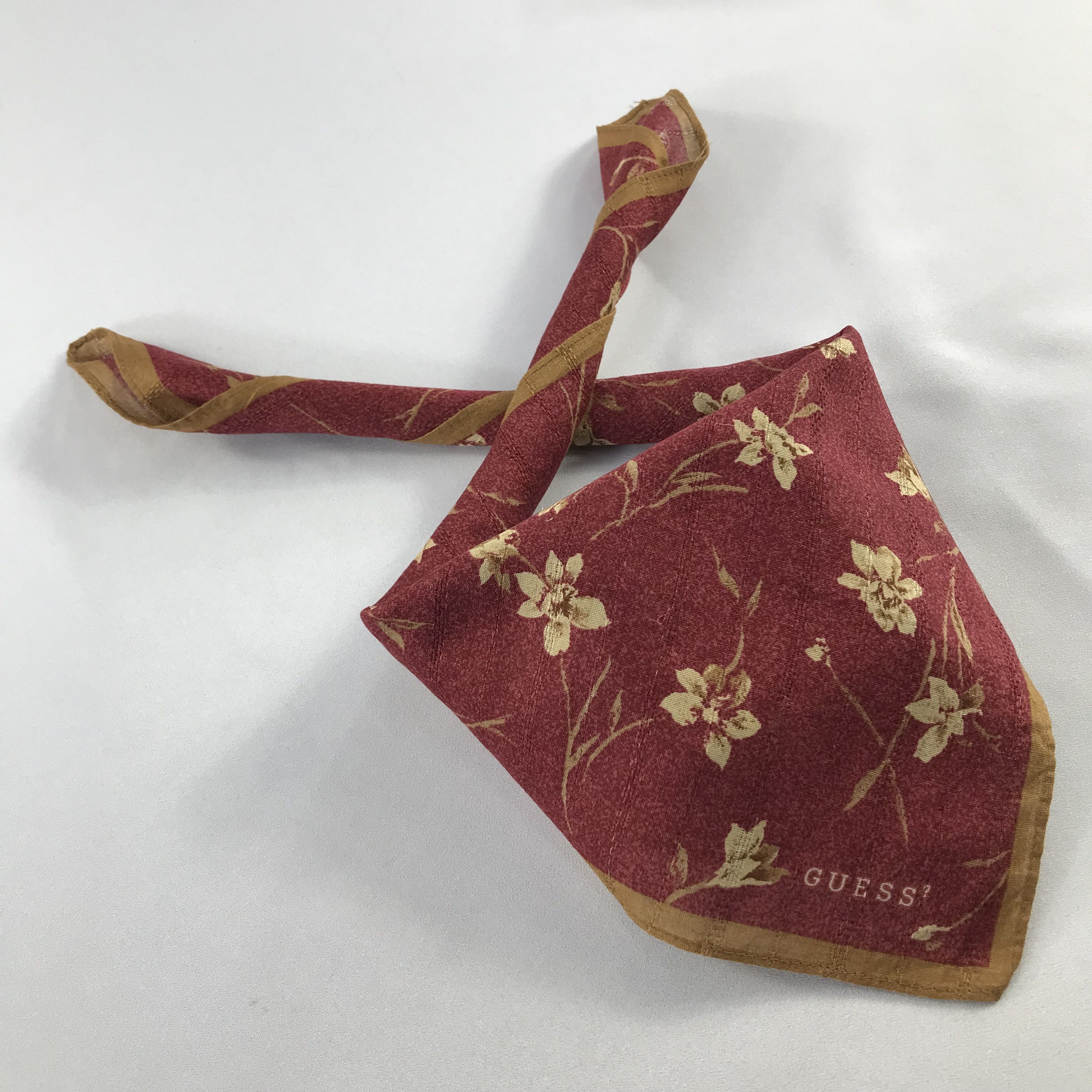 Guess Guess Handkerchief / Bandana / Neckerchief C573 Size ONE SIZE - 2 Thumbnail