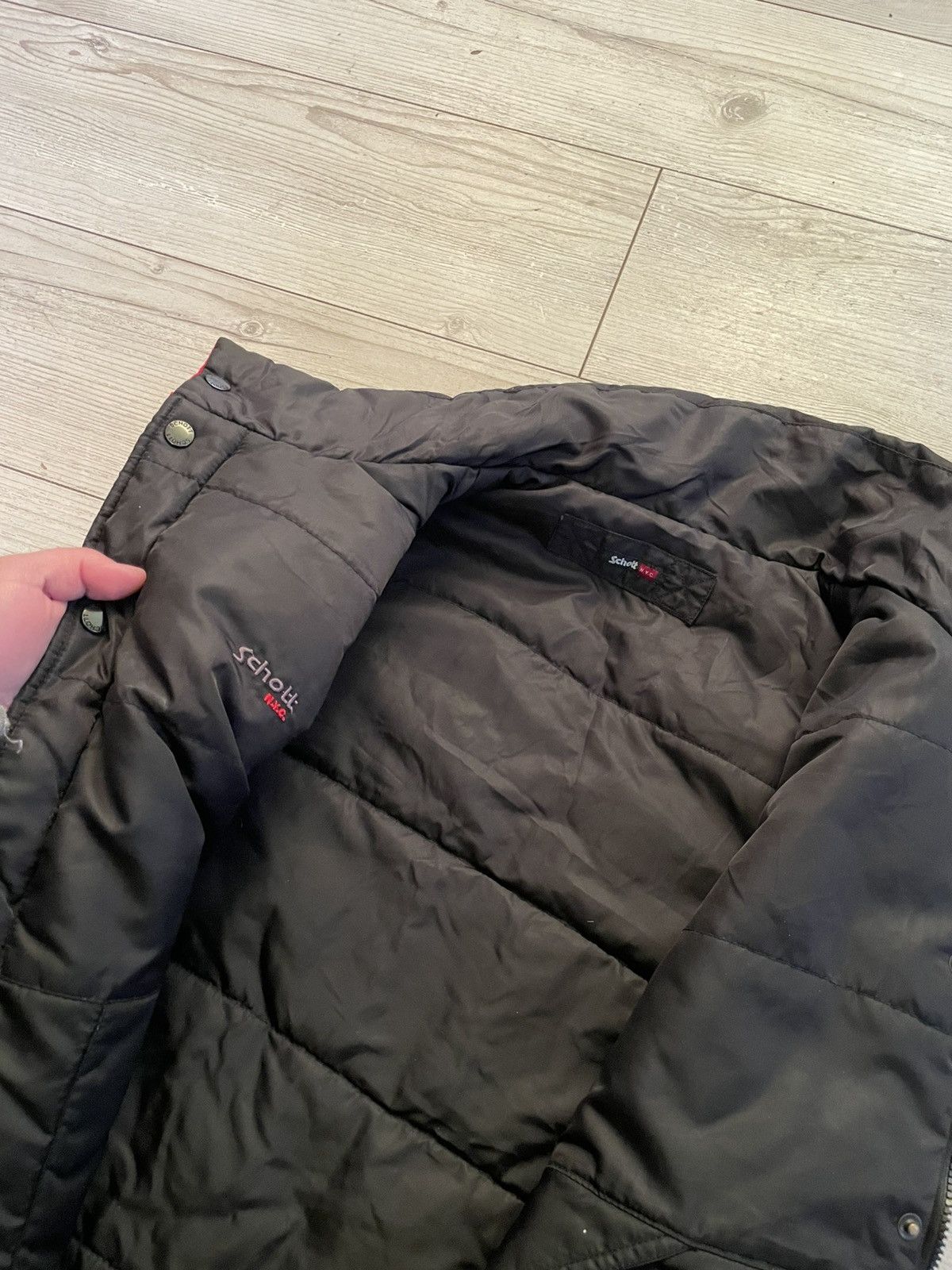 Schott × Vintage Vintage Schott Reversible Red-Black Puffer Mens Vest Size US S / EU 44-46 / 1 - 6 Thumbnail